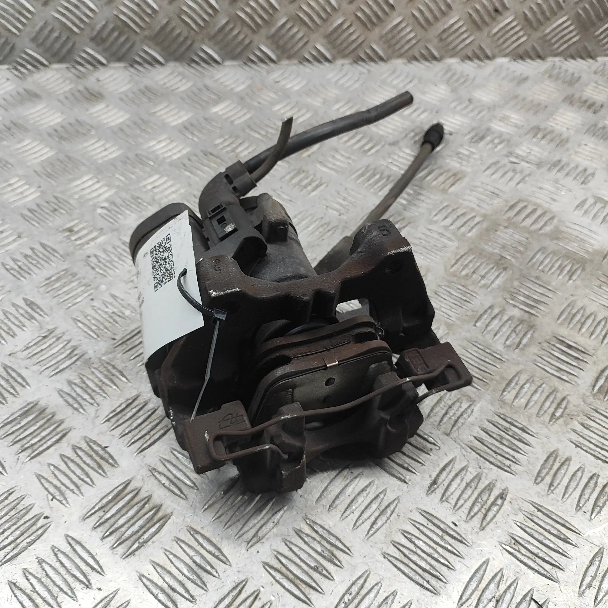 Volkswagen T-Roc Brake caliper — rear left Brake caliper — rear left — VW T-ROC (A11) (201...