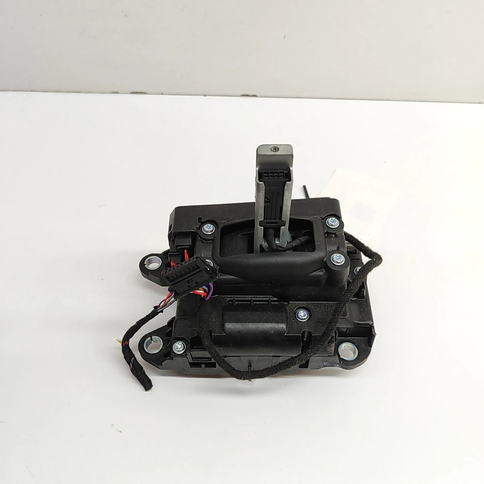 Audi Q5 (FY) Gear Shifting Mechanism Gear Shifting Mechanism — AUDI Q5 (FY) (2016-.....