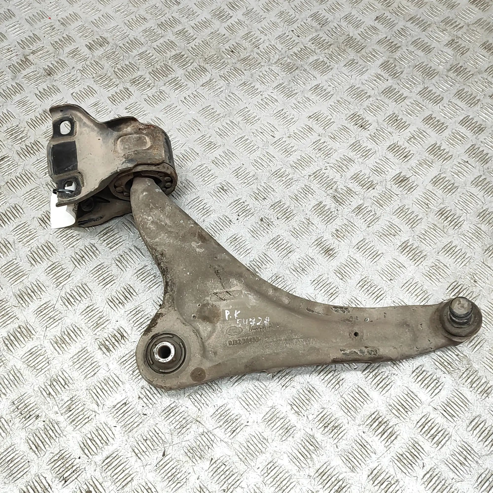 Land Rover Range Rover Evoque Front Left Lower Control Arm Front Left Lower Control Arm — LAND ROVER RANGE...