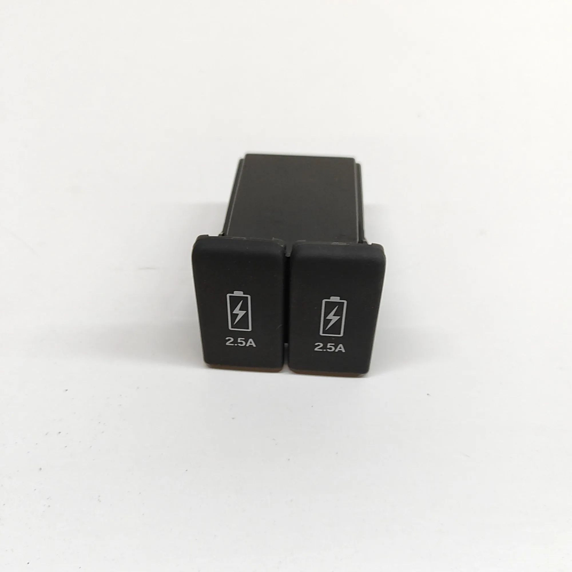 Honda CR-V USB USB — HONDA CR-V (V RW) (2017-...) — 39090-TLA-...