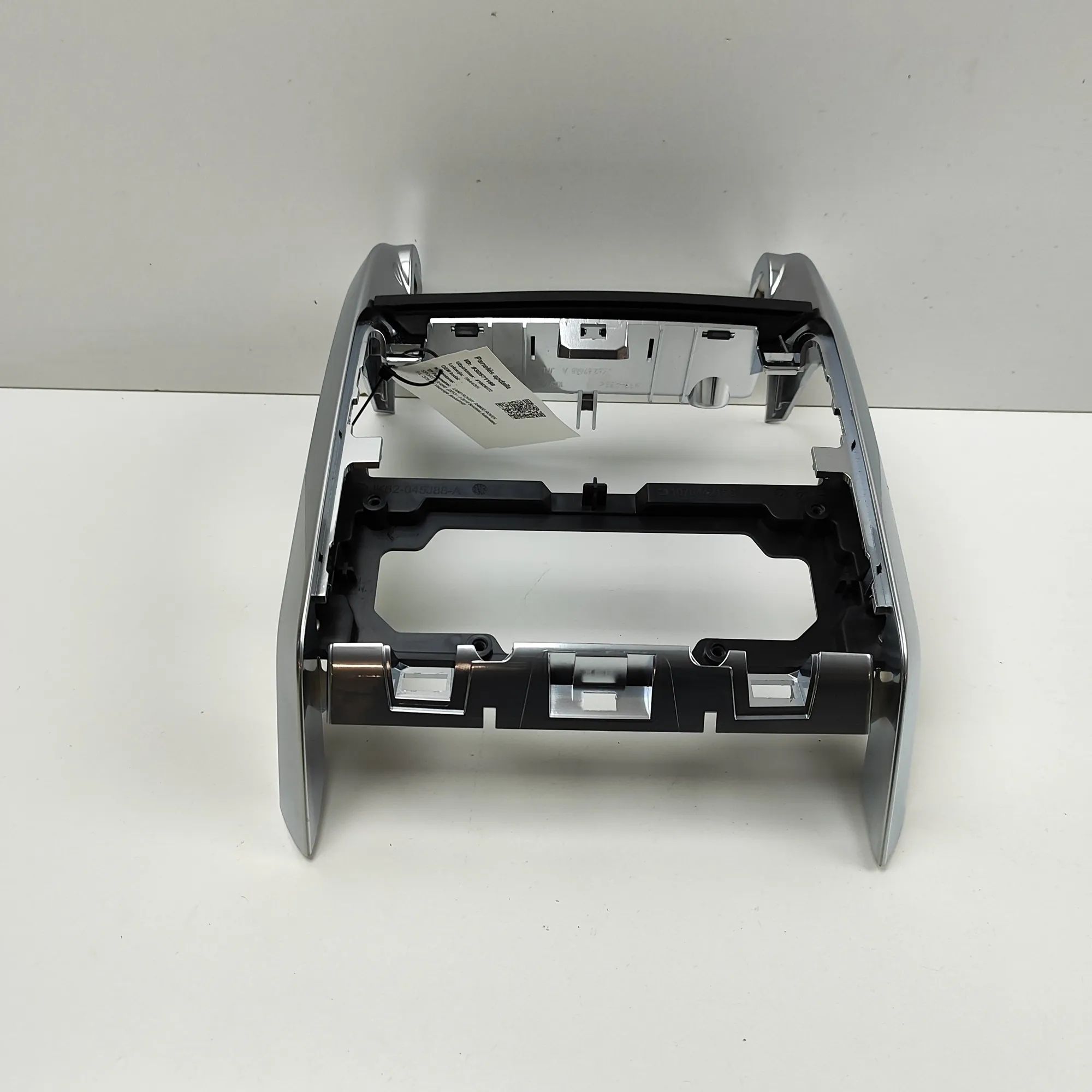 Land Rover Range Rover Sport (L494) Dashboard Trim Dashboard trim — LAND ROVER RANGE ROVER SPORT (...