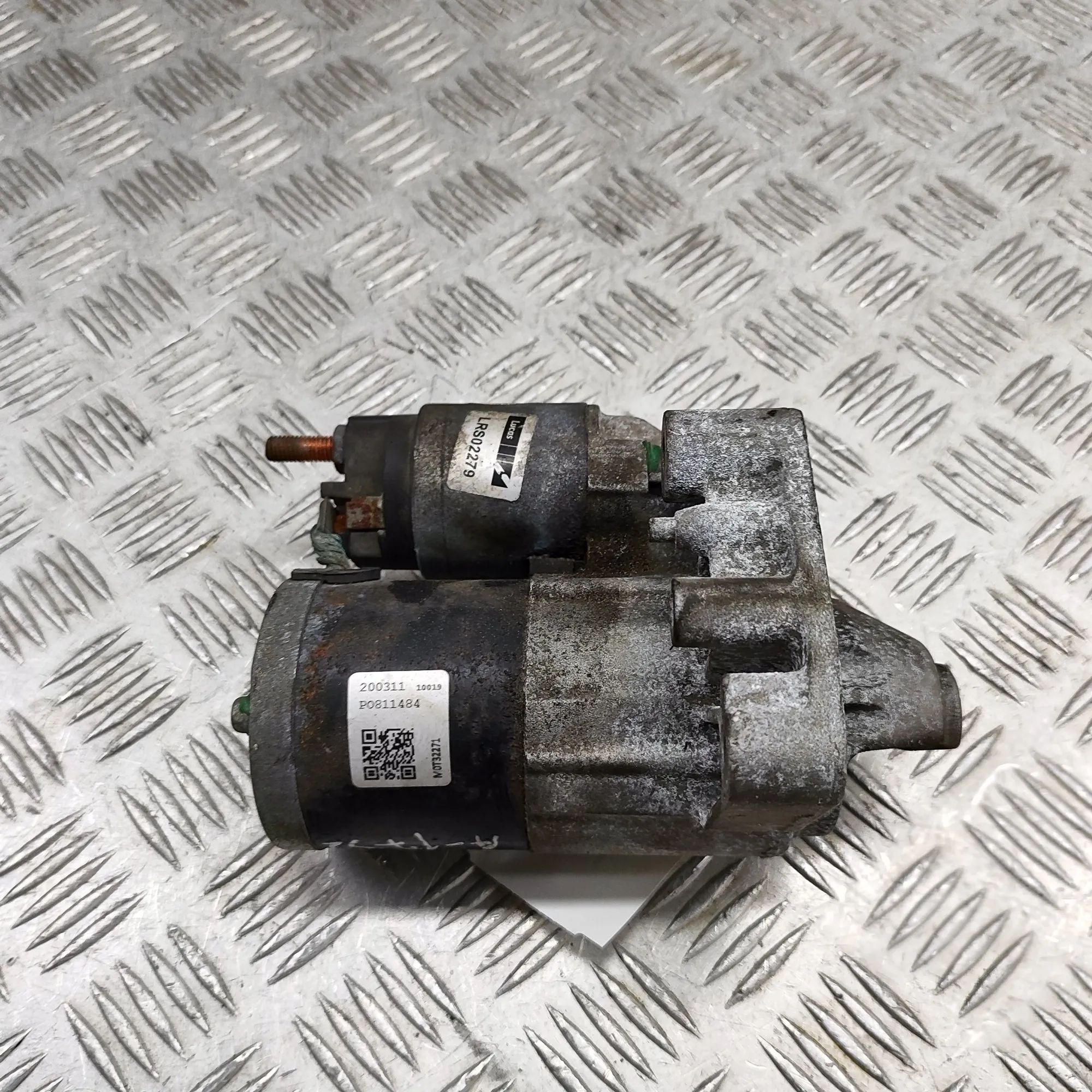 Mini One, Cooper, Clubman (R55 - R59) Starter Motor Starter motor — MINI COOPER (R56) (2005-2013) —...