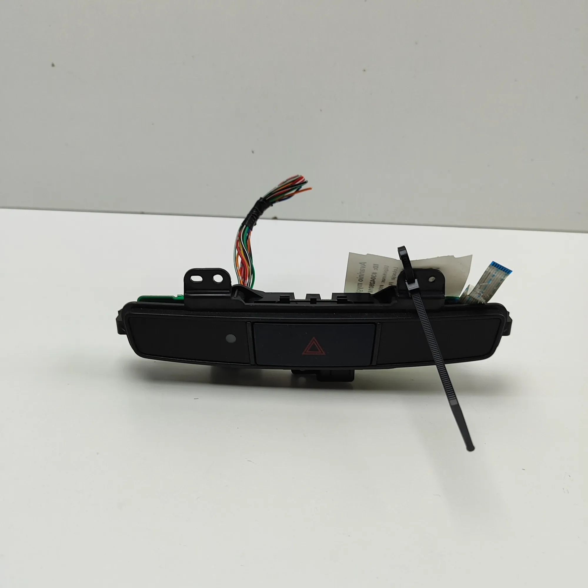 Mitsubishi Lancer Hazard warning switch Hazard warning switch — MITSUBISHI LANCER (VIII...