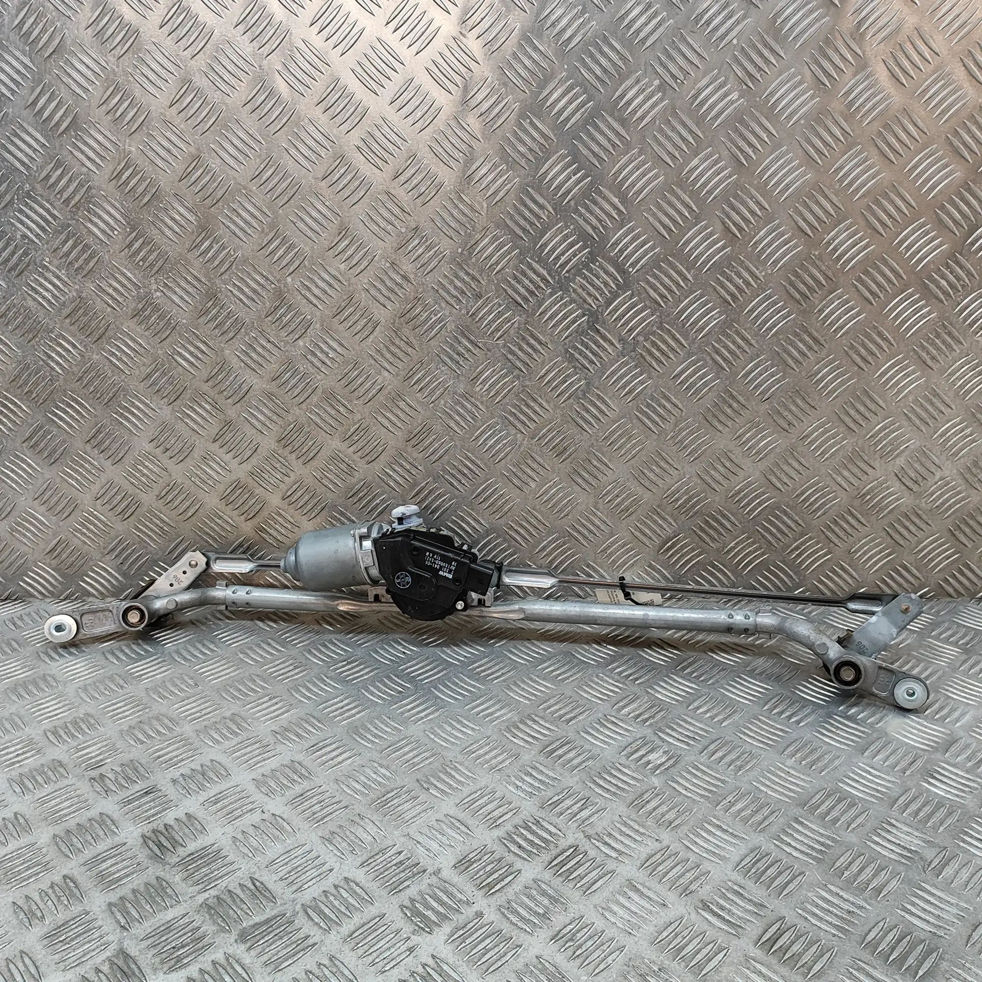Mini One, Cooper (F55 / F56 / F57) Front Windshield Wiper Mechanism Front Windshield Wiper Mechanism — MINI COOPER ...