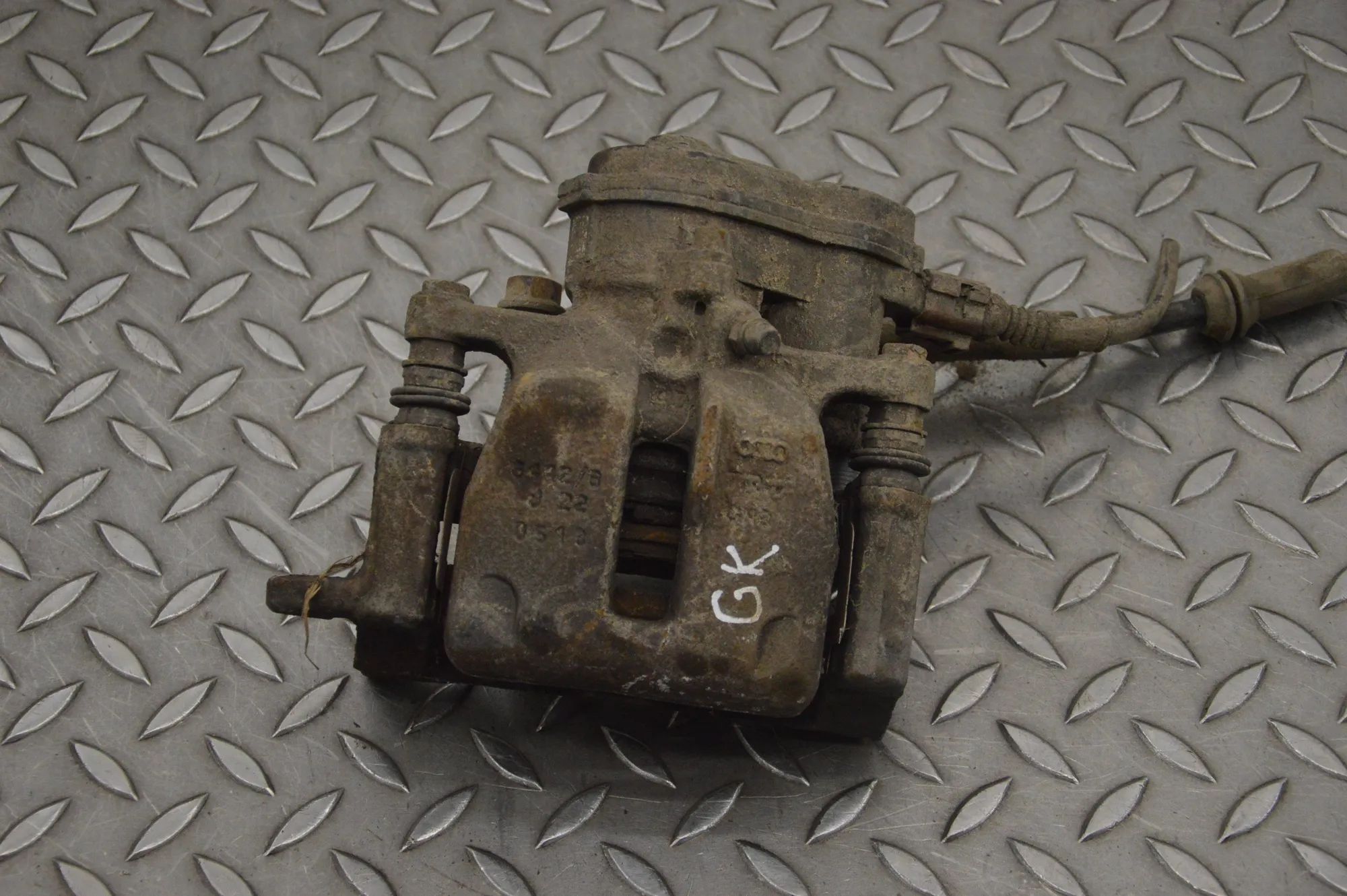 Audi Q5 (8R) Brake caliper — rear left Brake caliper — rear left — AUDI Q5 (8R) (2008-...
