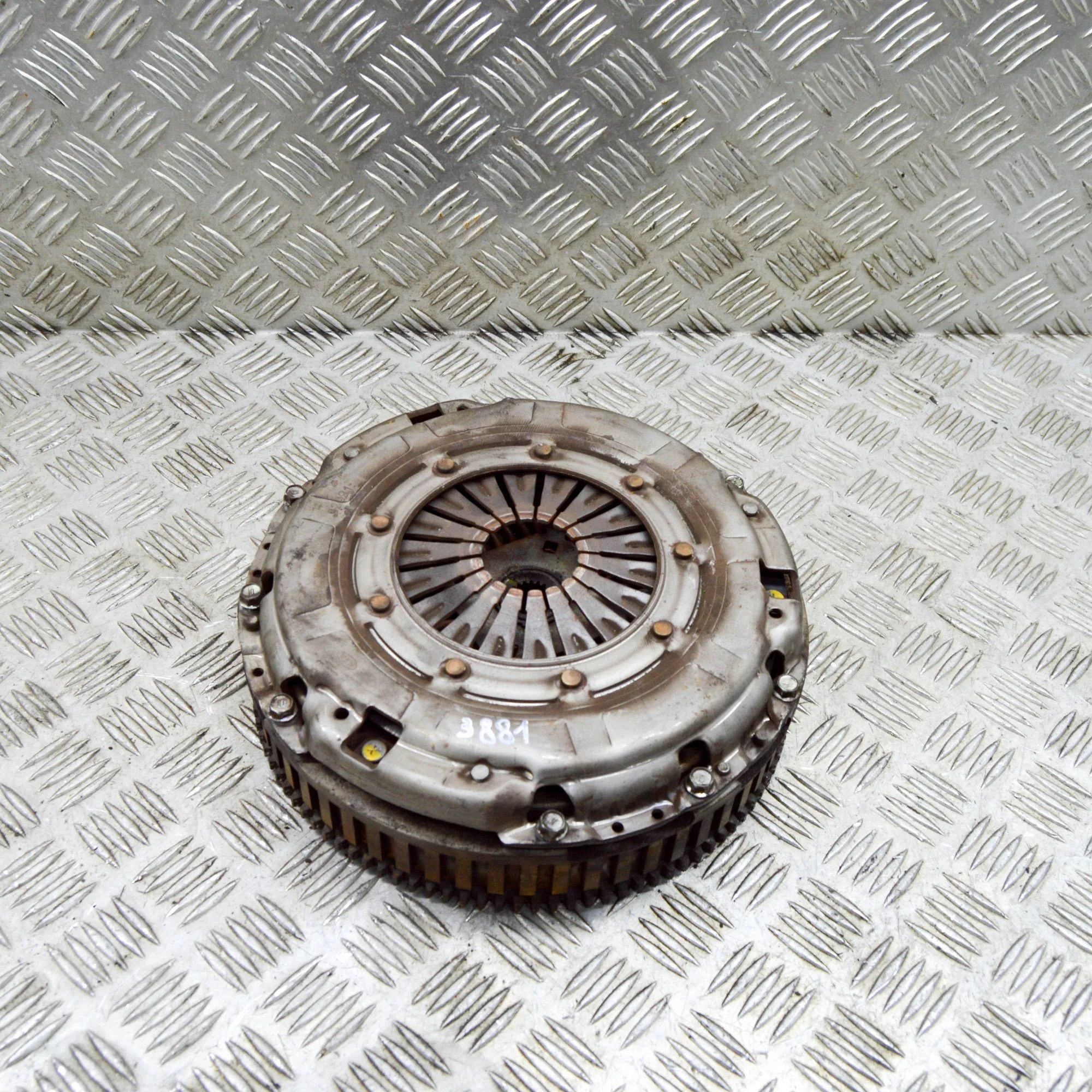 Kia ceed (ED) clutch kit Clutch kit — KIA CEE\'D (JD) (2012-2018) — 4110...