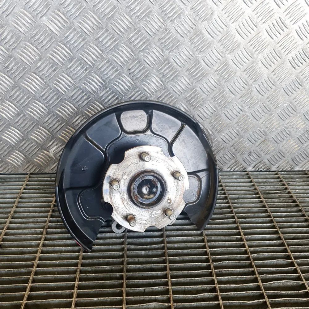 Lexus NX Rear Right Wheel Hub Rear Right Wheel Hub — LEXUS NX (_Z1_) (2014-.....