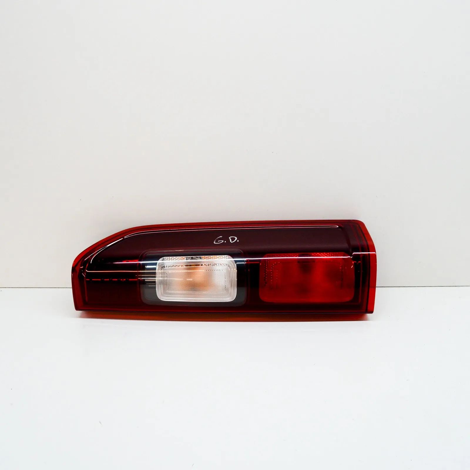 Opel Vivaro (B) Rear Right Tail Light Rear Right Tail Light — OPEL VIVARO (Van) (2014...