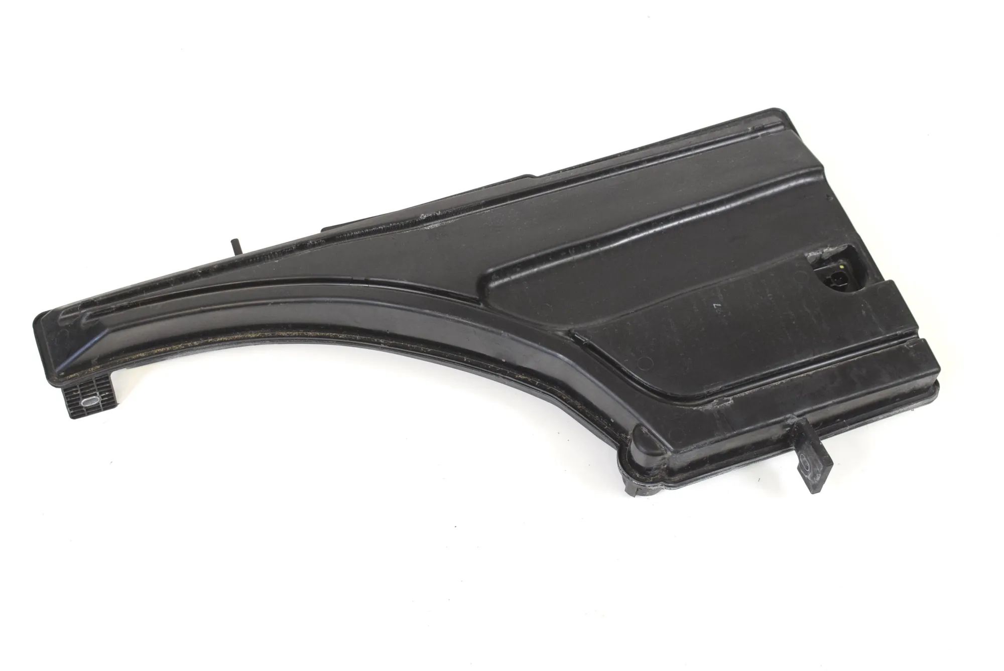 Maserati Levante Window Washer Tank Window Washer Tank — MASERATI LEVANTE (SUV M161...