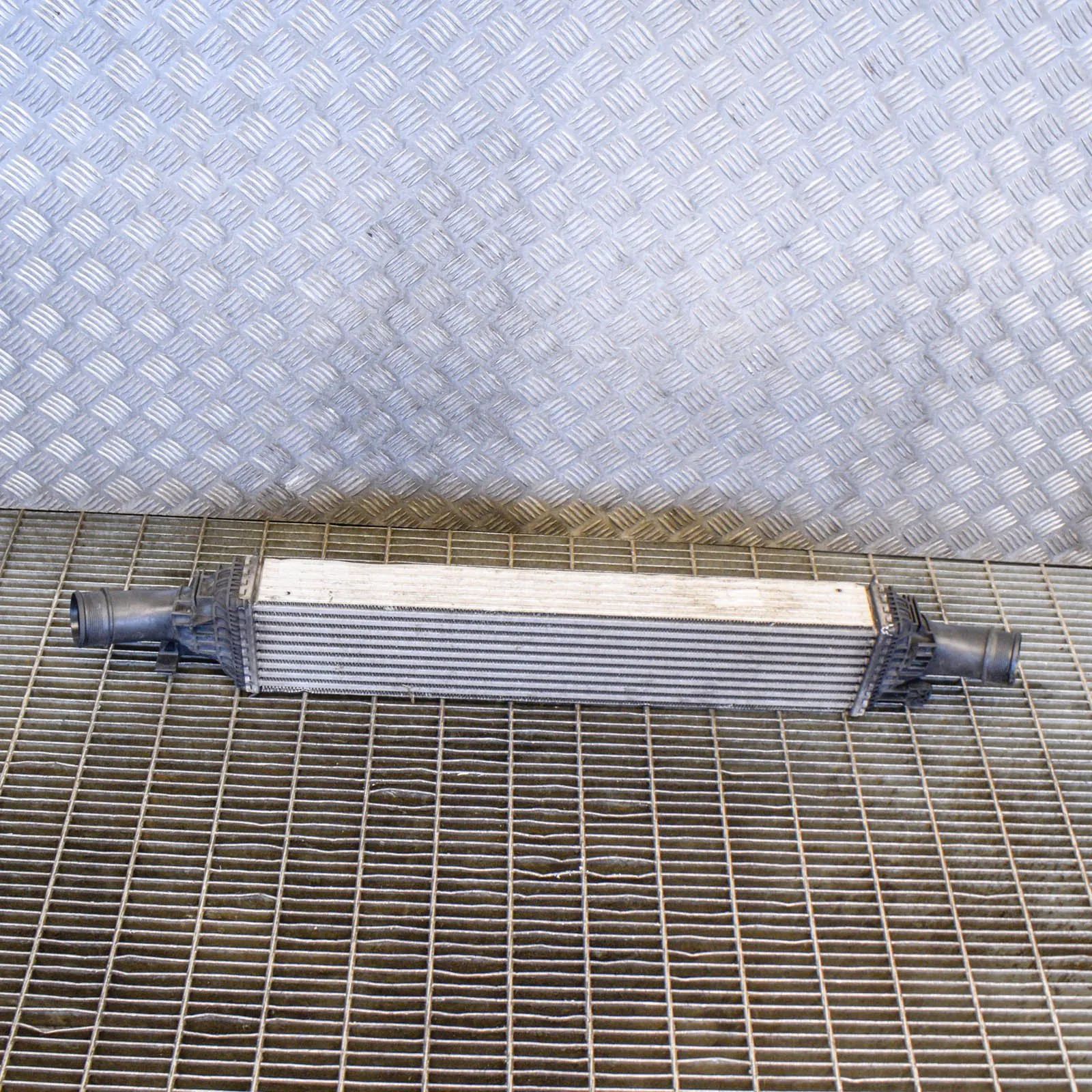 Audi Q5 (8R) Intercooler radiator Intercooler radiator — AUDI Q5 (8R) (2008-2017)...