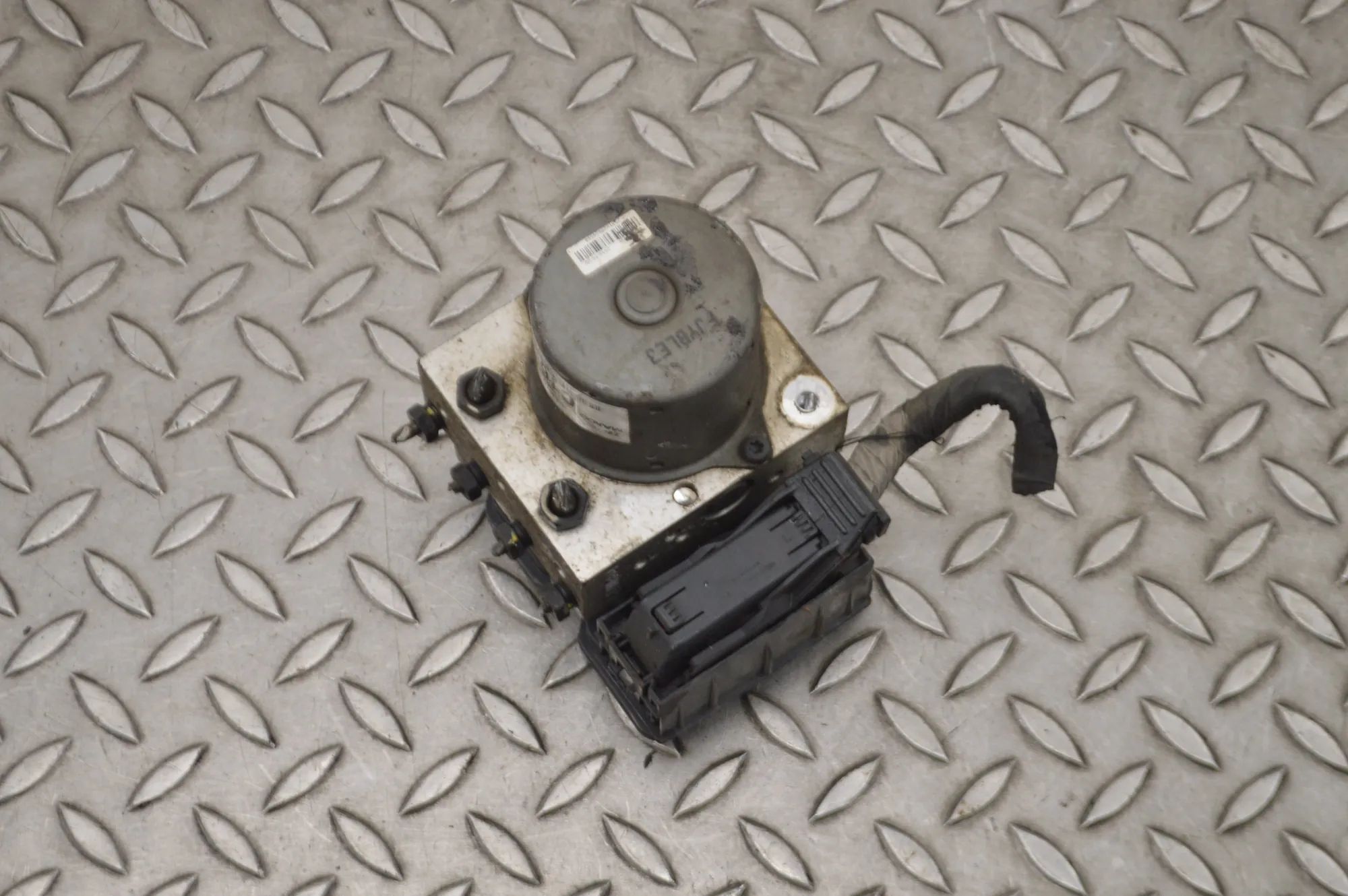 Kia Soul ABS hydraulic pump ABS Pump — KIA SOUL (AM) (2009-2014) — H12GAC1C...