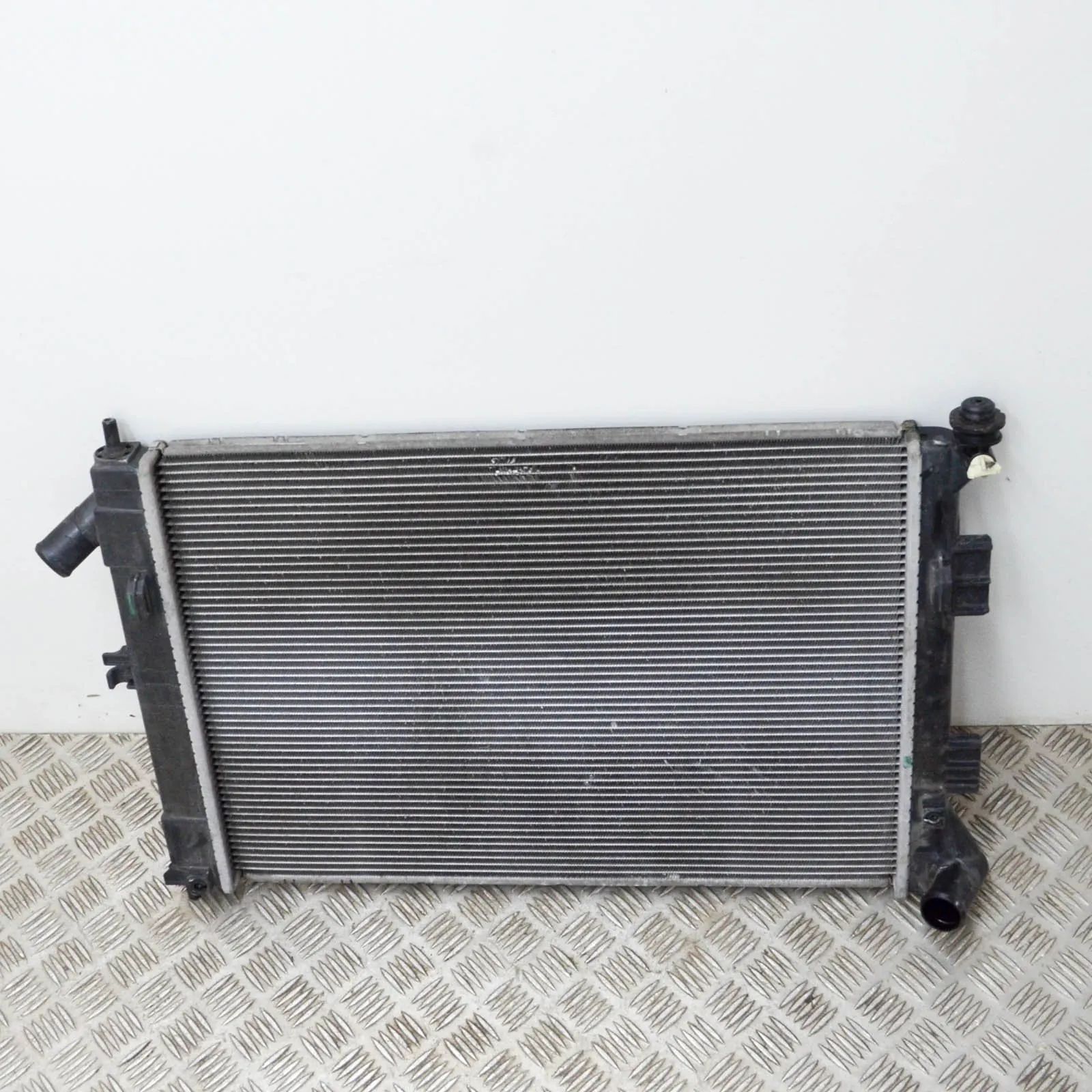 Hyundai i30 Cooling Radiator Cooling Radiator — HYUNDAI I30 (GD) (2011-...) ...
