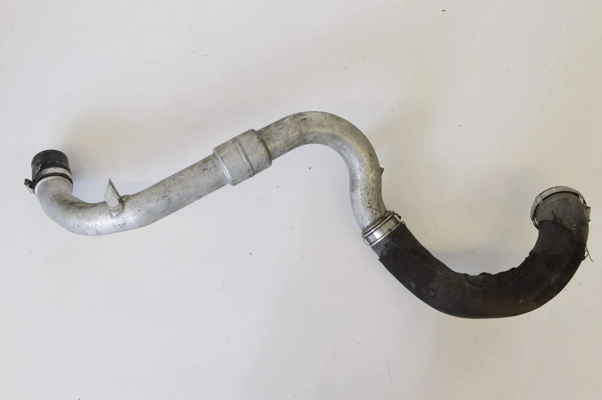 Audi Q5 (8R) Intercooler hose — right Intercooler hose — right — AUDI Q5 (8R) (2008-2...