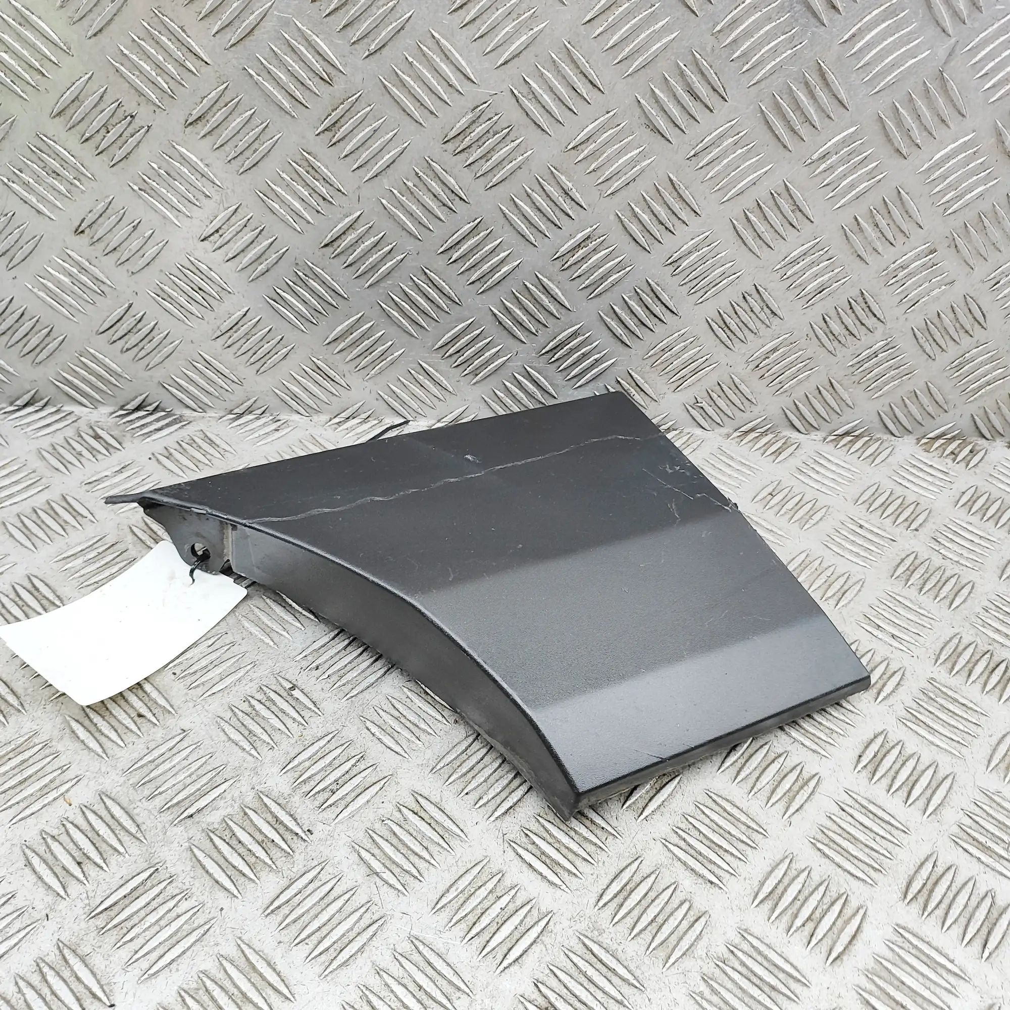 Renault Master Fender moulding — rear right Fender moulding — rear right — RENAULT MASTER (...