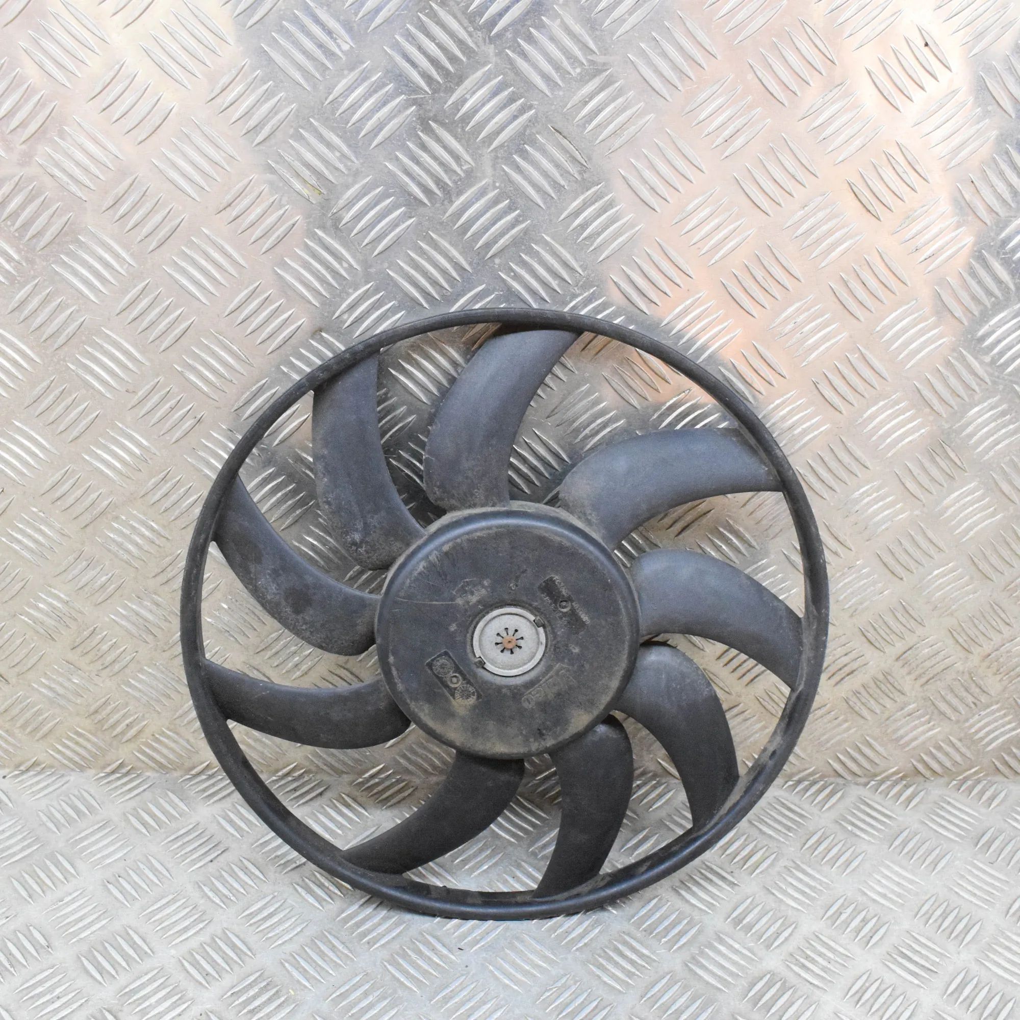 Audi Q3 (8U) Engine Cooling Fan Engine Cooling Fan — AUDI Q3 (8U) (2011-2018) —...