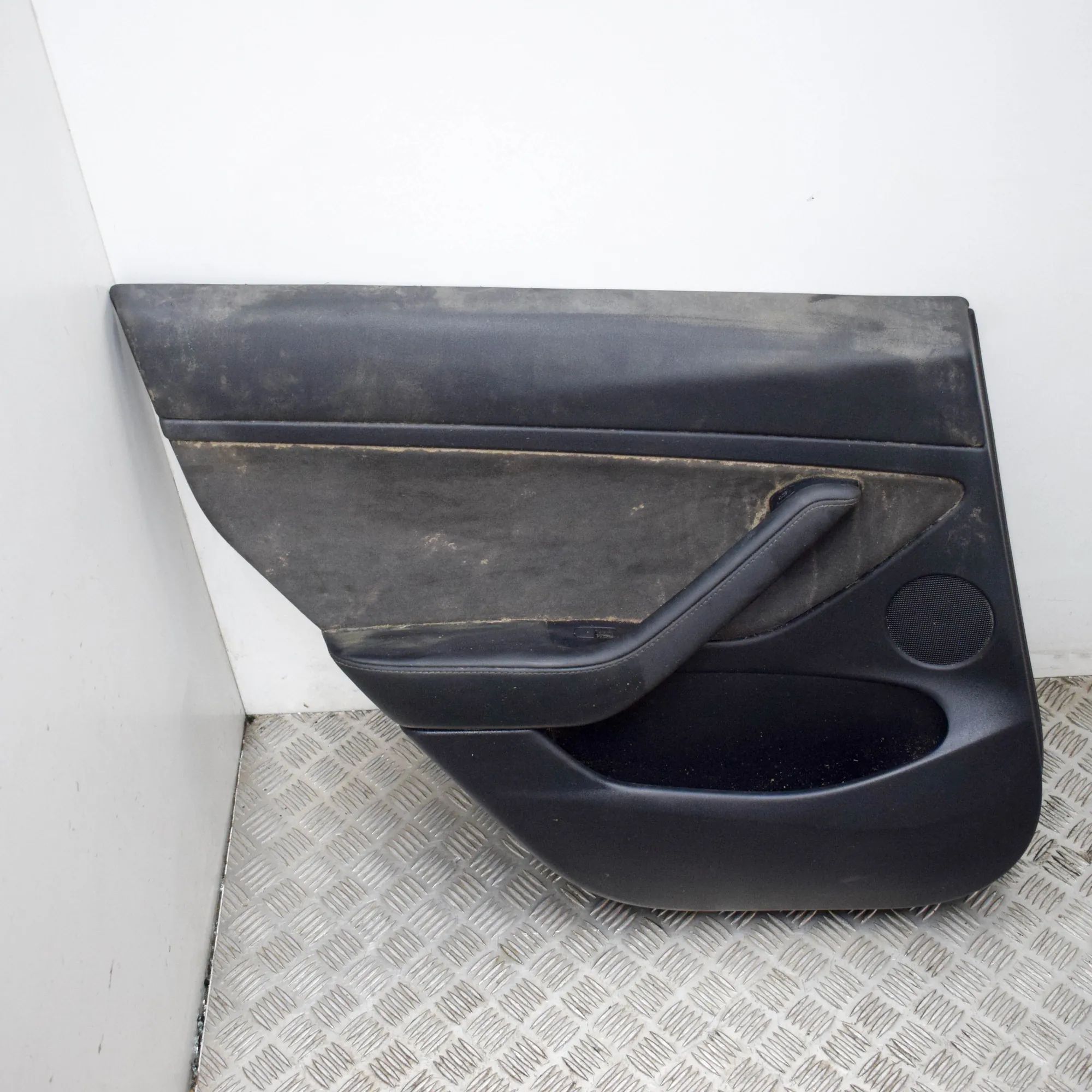 Tesla Model 3 Rear Left Door Panel Rear Left Door Panel — TESLA MODEL 3 (2018-...)...