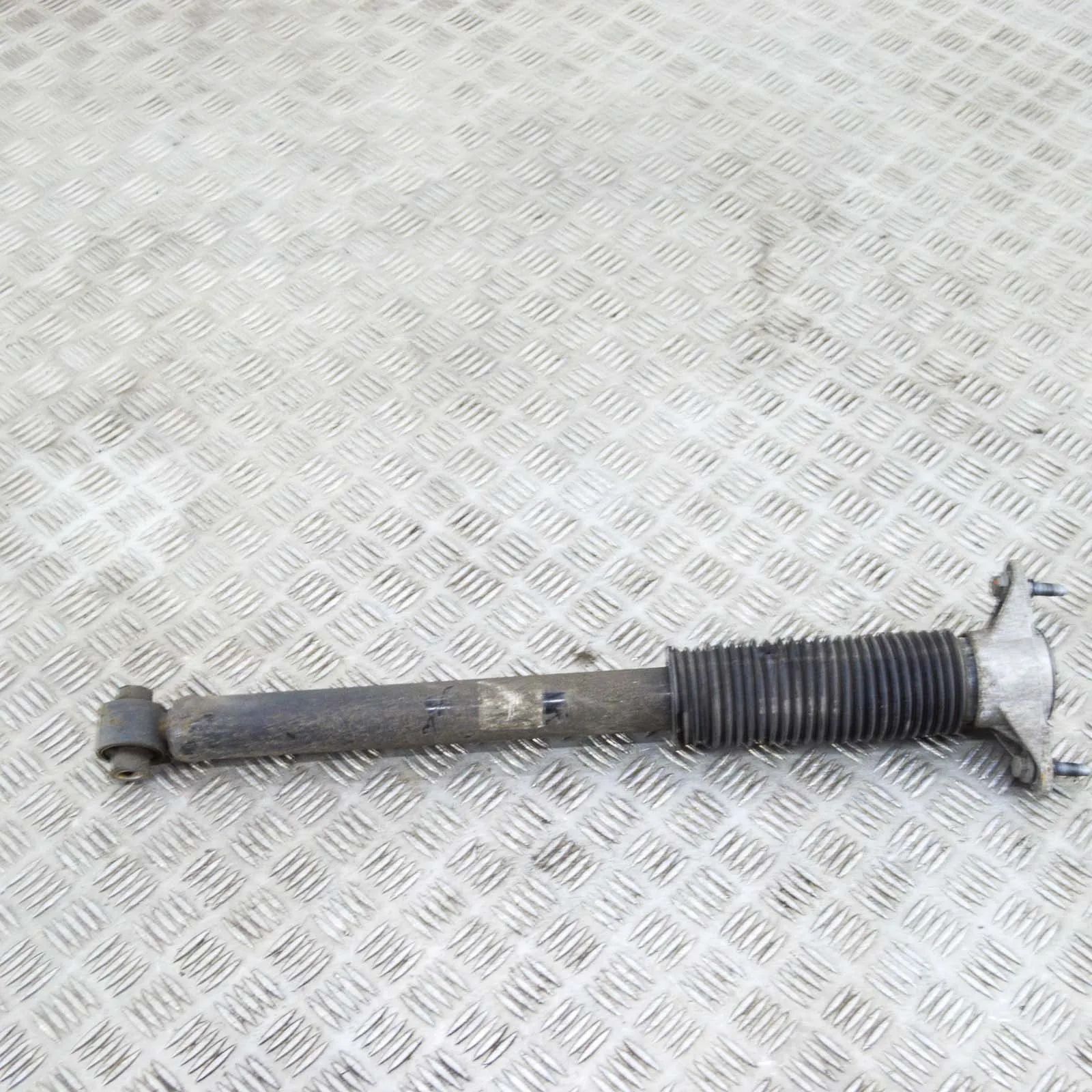 Tesla Model 3 Shock absorber — rear right Shock absorber — rear right — TESLA MODEL 3 (20...