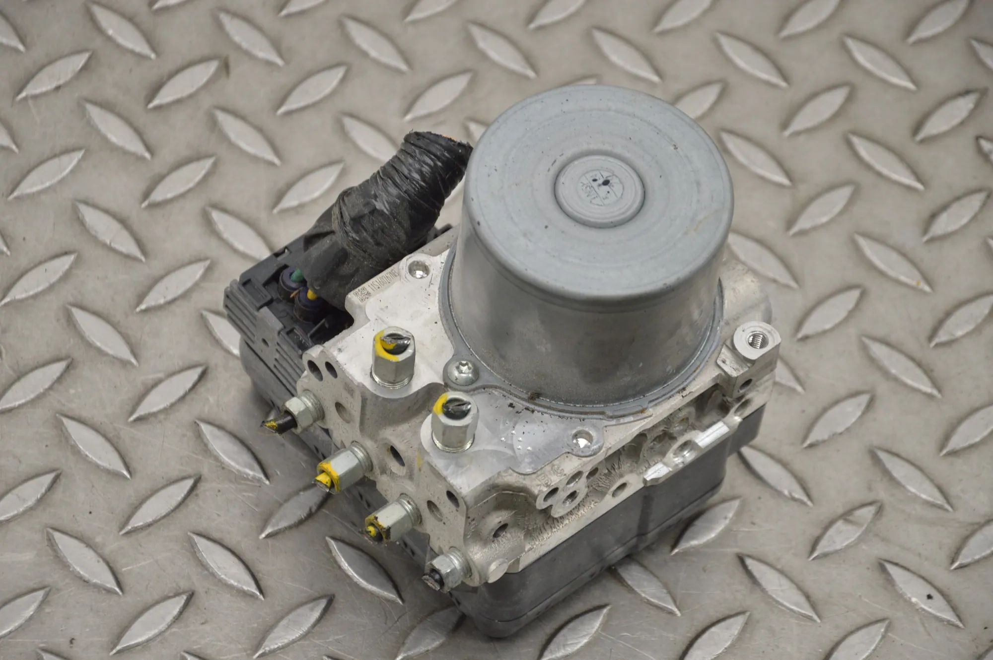 Infiniti Q50 АБС Гидронасос  ABS Pump — INFINITI Q50 (2013-...) — 133000-078...