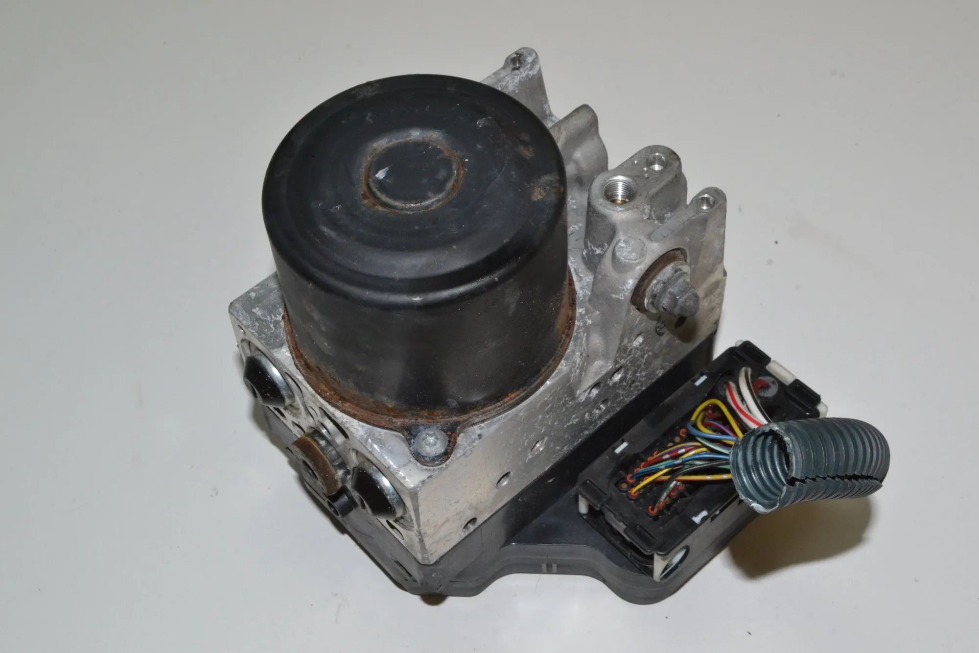 Lexus GS ABS Hydraulipumppu ABS Pump — LEXUS GS (III GRS19_, UZS19_, URS19_...