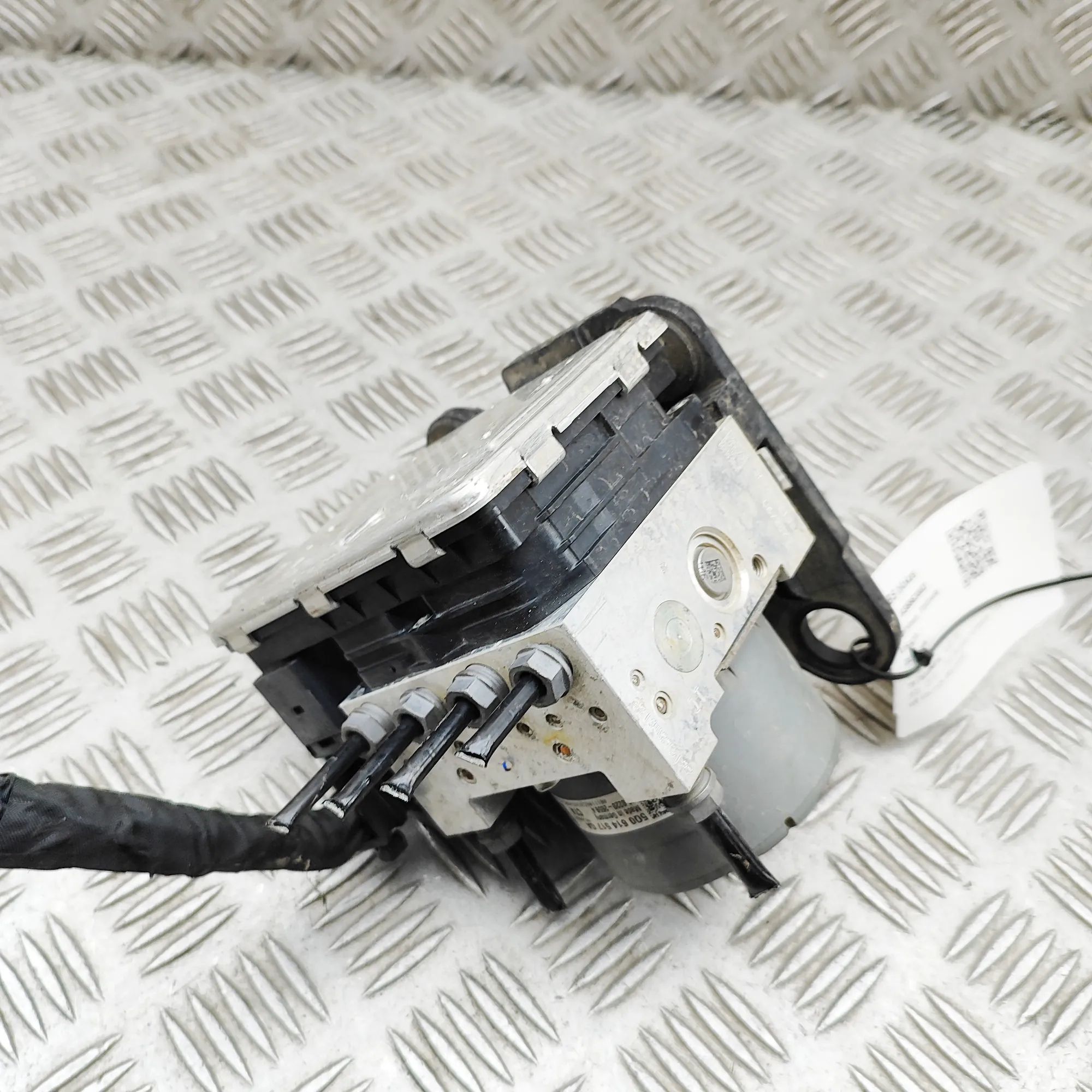 Audi Q3 (F3) ABS pump ABS Pump — AUDI Q3 (F3) (2018-...) — 5Q0614517G...
