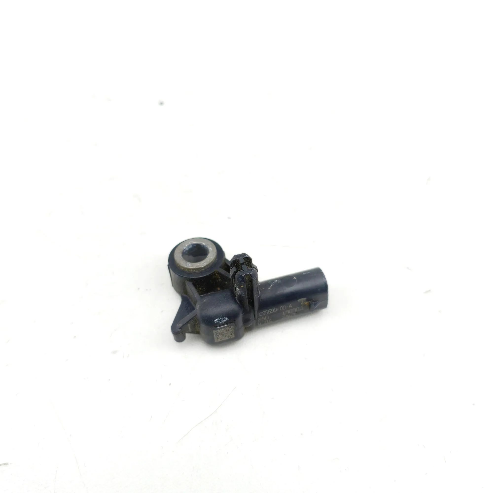 Tesla Model 3 Impact sensor — front right Impact sensor — front right — TESLA MODEL 3 (20...