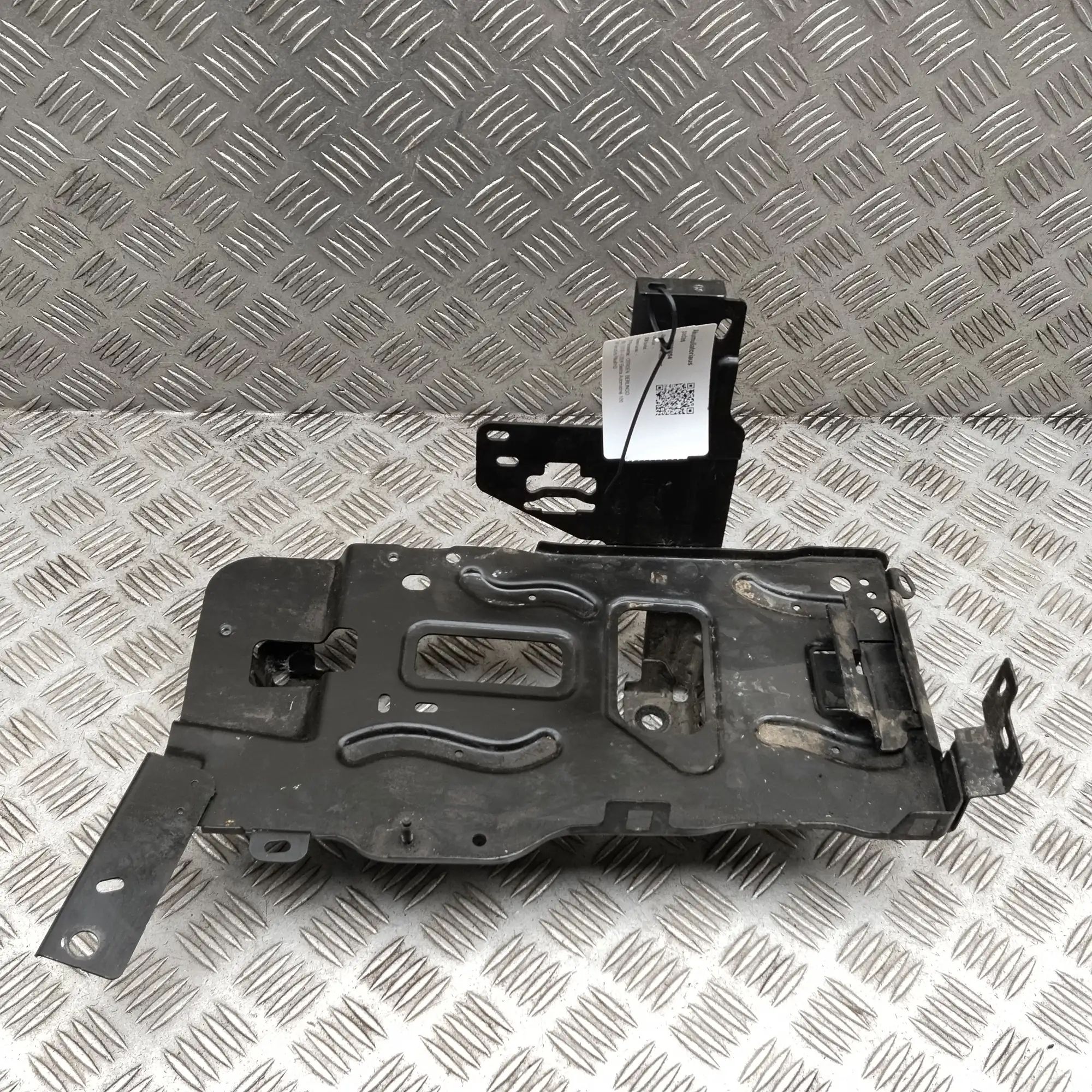 Citroen Berlingo Battery tray Battery tray — CITROEN BERLINGO (K9) (2018-...)...