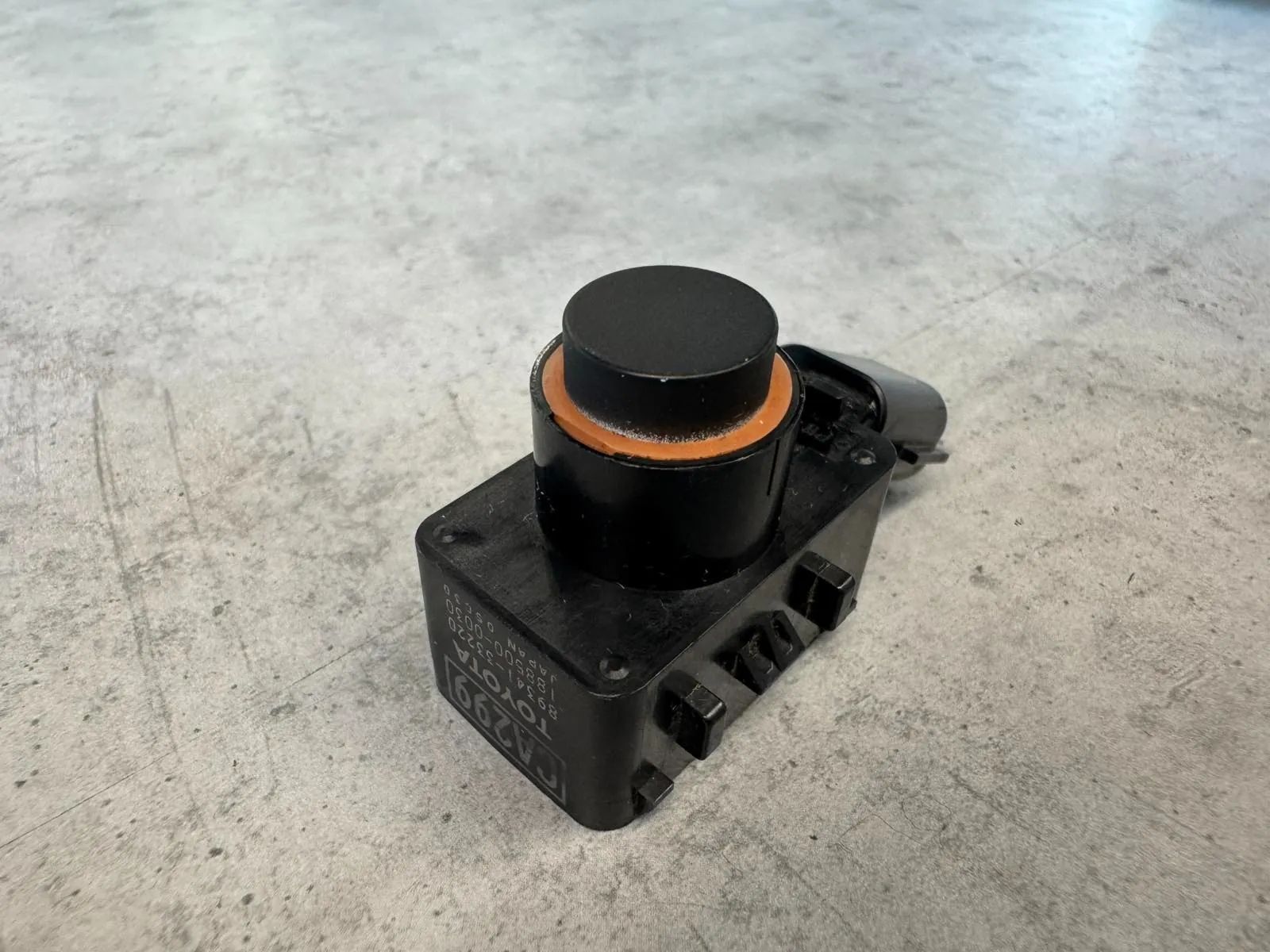 Lexus NX Parking sensor — front Parking sensor — front — LEXUS NX (_Z1_) (2014-...