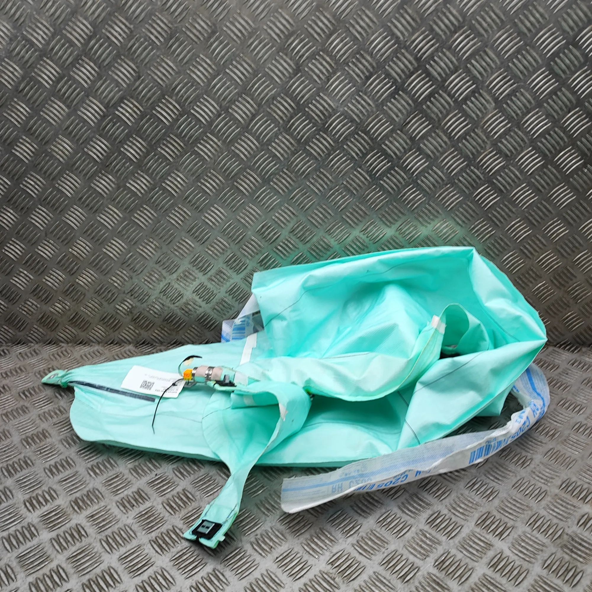 Mercedes-Benz A (W177) Right Side Roof Safety Curtain SRS Right Side Roof Safety Curtain SRS — MERCEDES B...