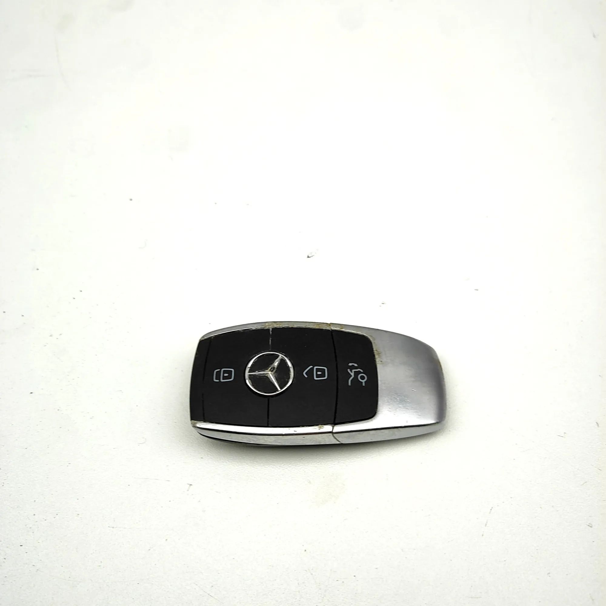 Mercedes-Benz A (W177) Ignition key Ignition key — MERCEDES BENZ C-CLASS COUPE (C20...