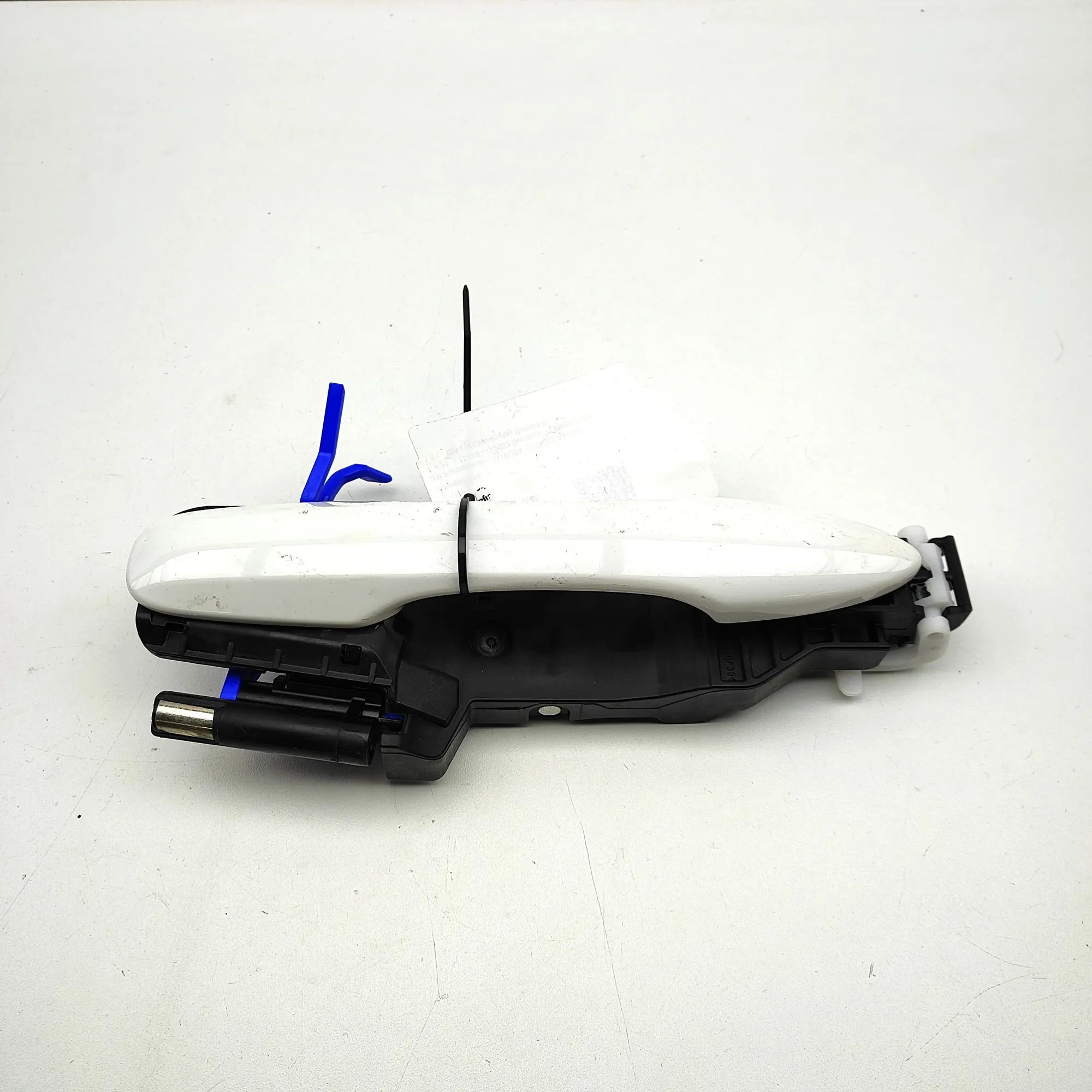 Toyota Corolla Exterior door handle — rear left Exterior door handle — rear left — TOYOTA COROL...