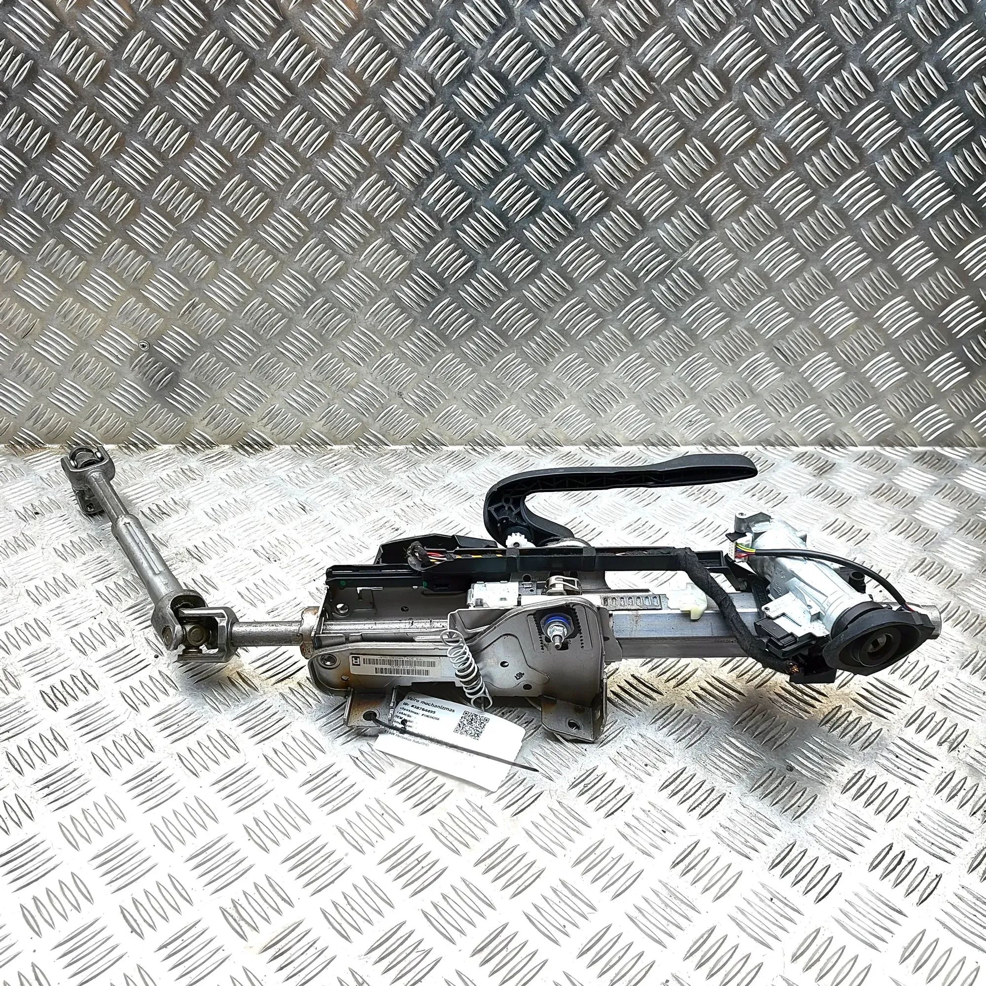 Audi A3 (8V) Steering Column Mechanism Steering Column Mechanism — AUDI A3 (Sportback ...