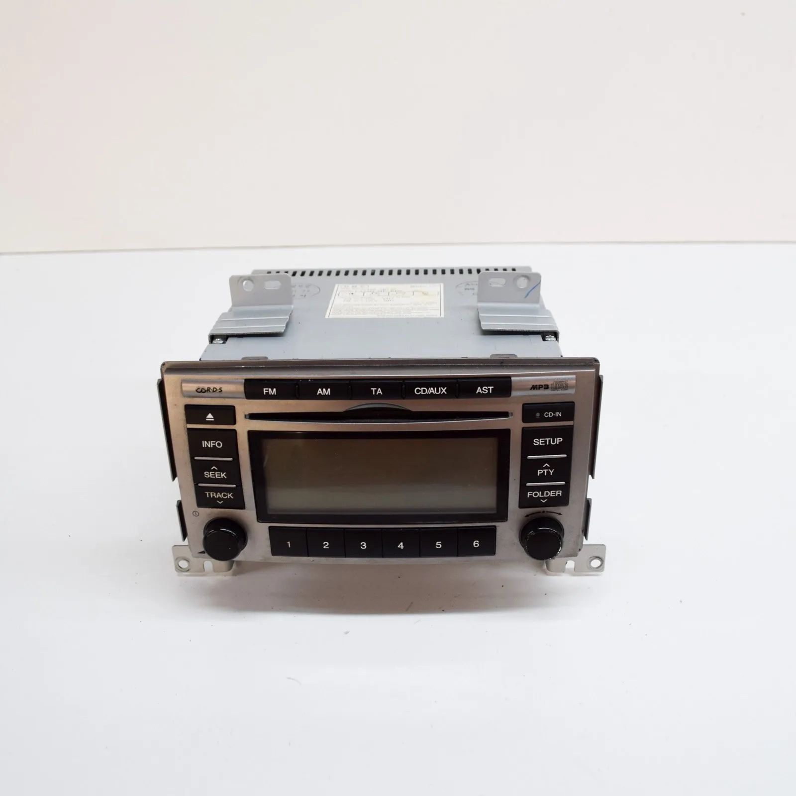 Hyundai Santa Fe Radio/CD head unit Radio/CD head unit — HYUNDAI SANTA (FÉ II CM) (...