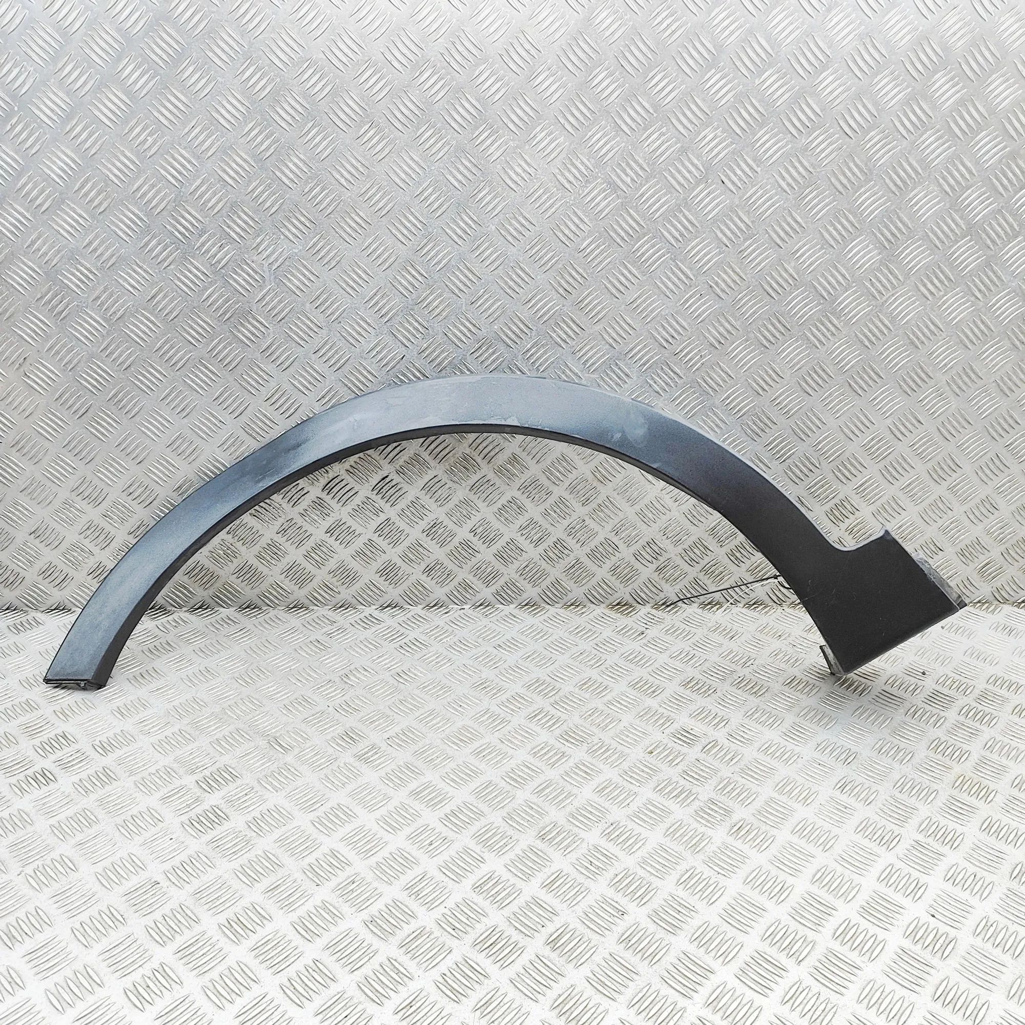 Hyundai Santa Fe Wheel arch trim — front left Wheel arch trim — front left — HYUNDAI SANTA (F...