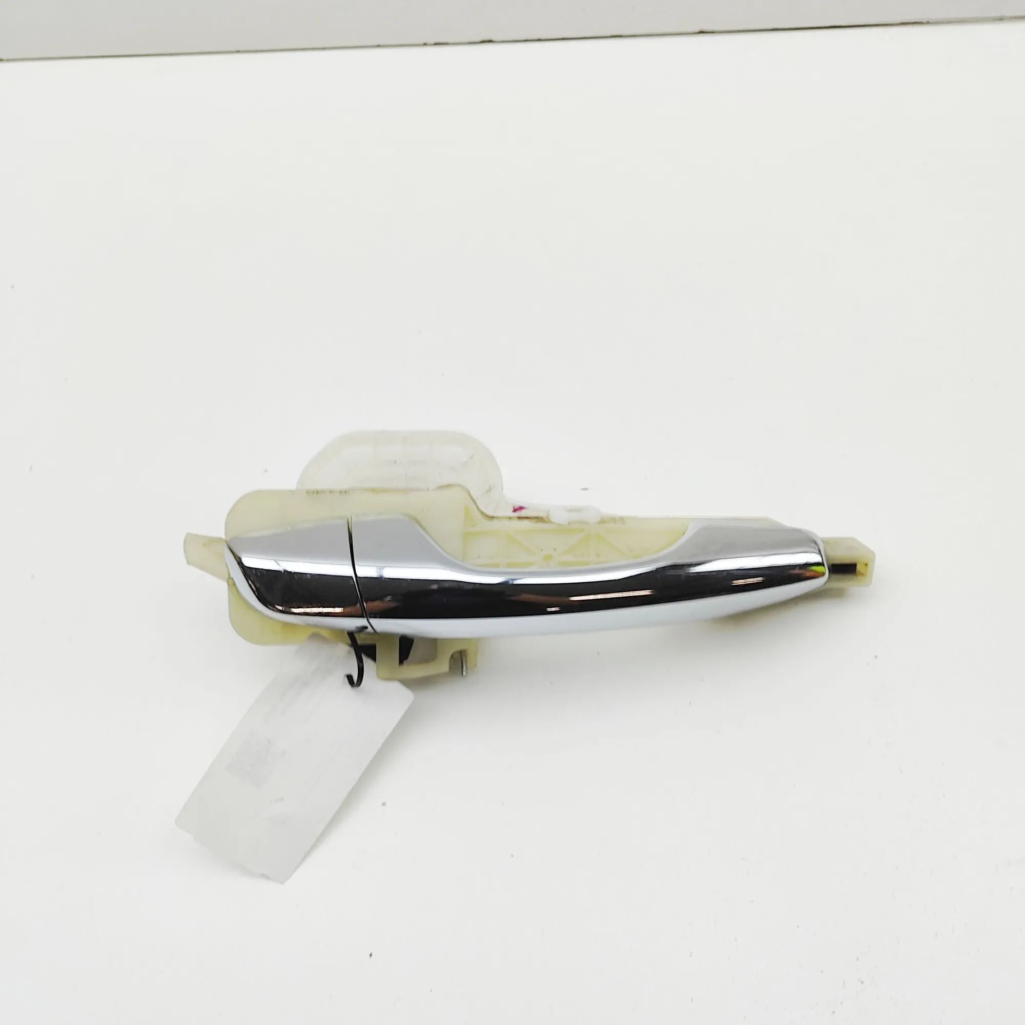 Hyundai Santa Fe Exterior door handle — rear right Exterior door handle — rear right — HYUNDAI SAN...