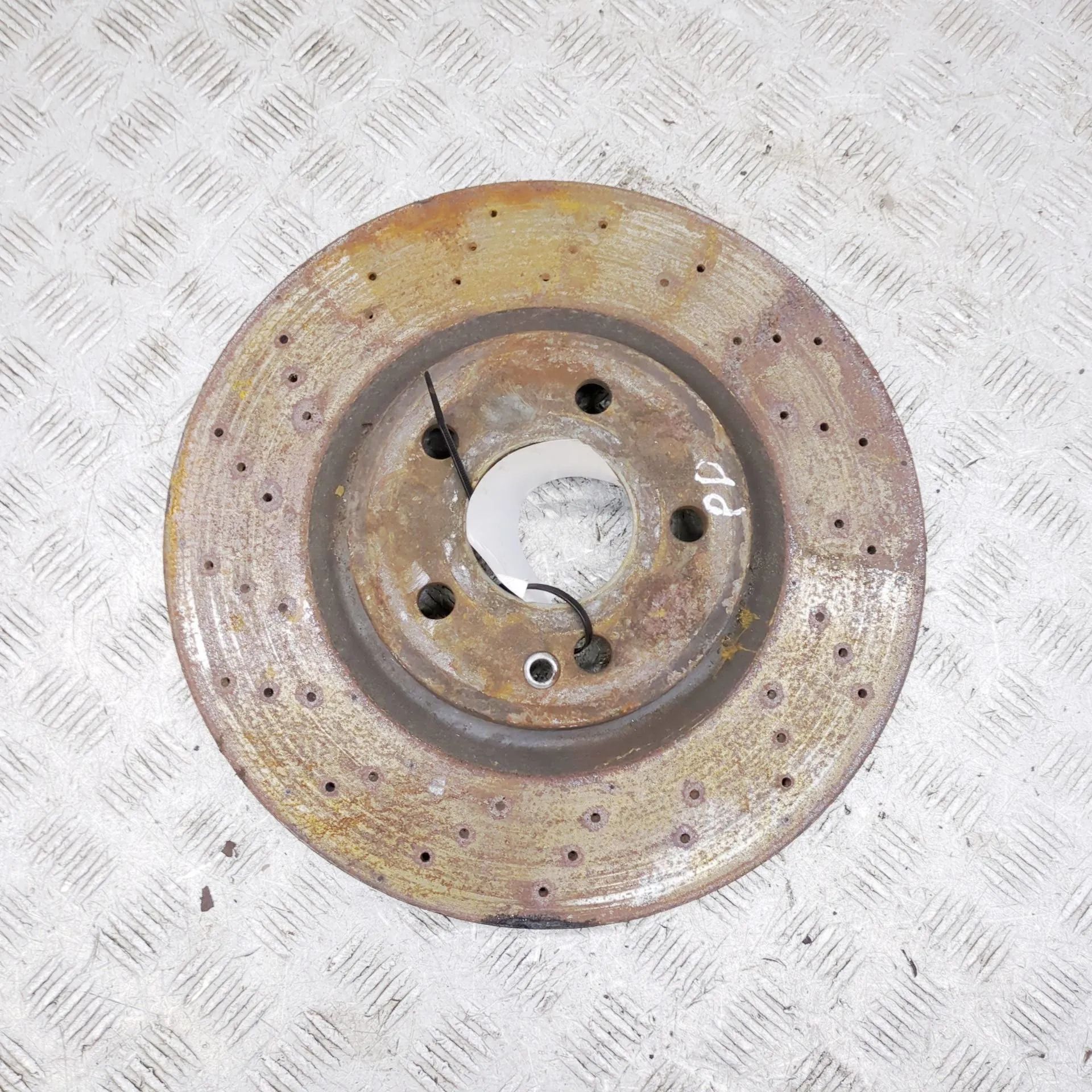 Mercedes-Benz CLA (C117) Front Right Brake Disc