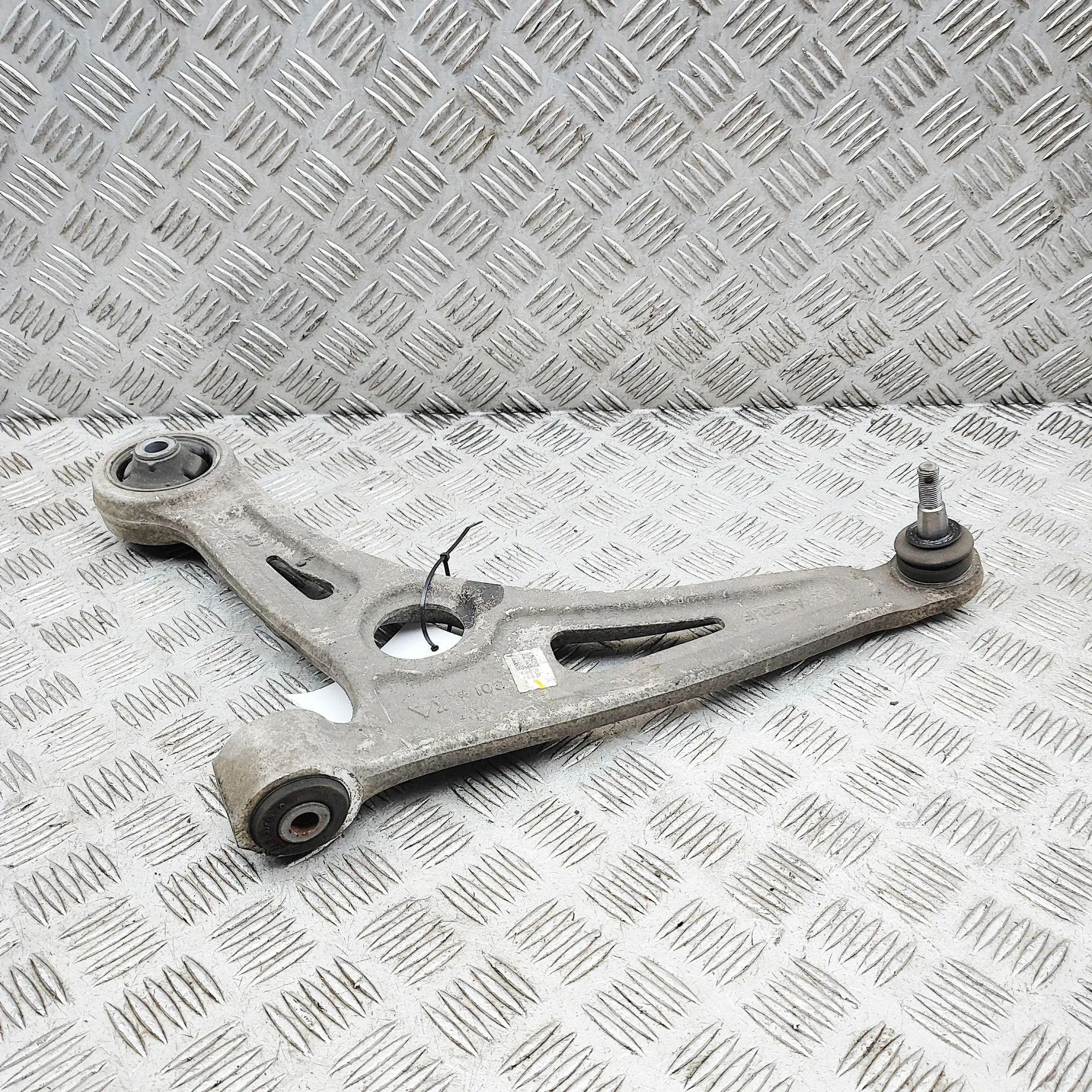 Kia Niro Front Left Lower Control Arm Front Left Lower Control Arm — KIA NIRO (2016-....
