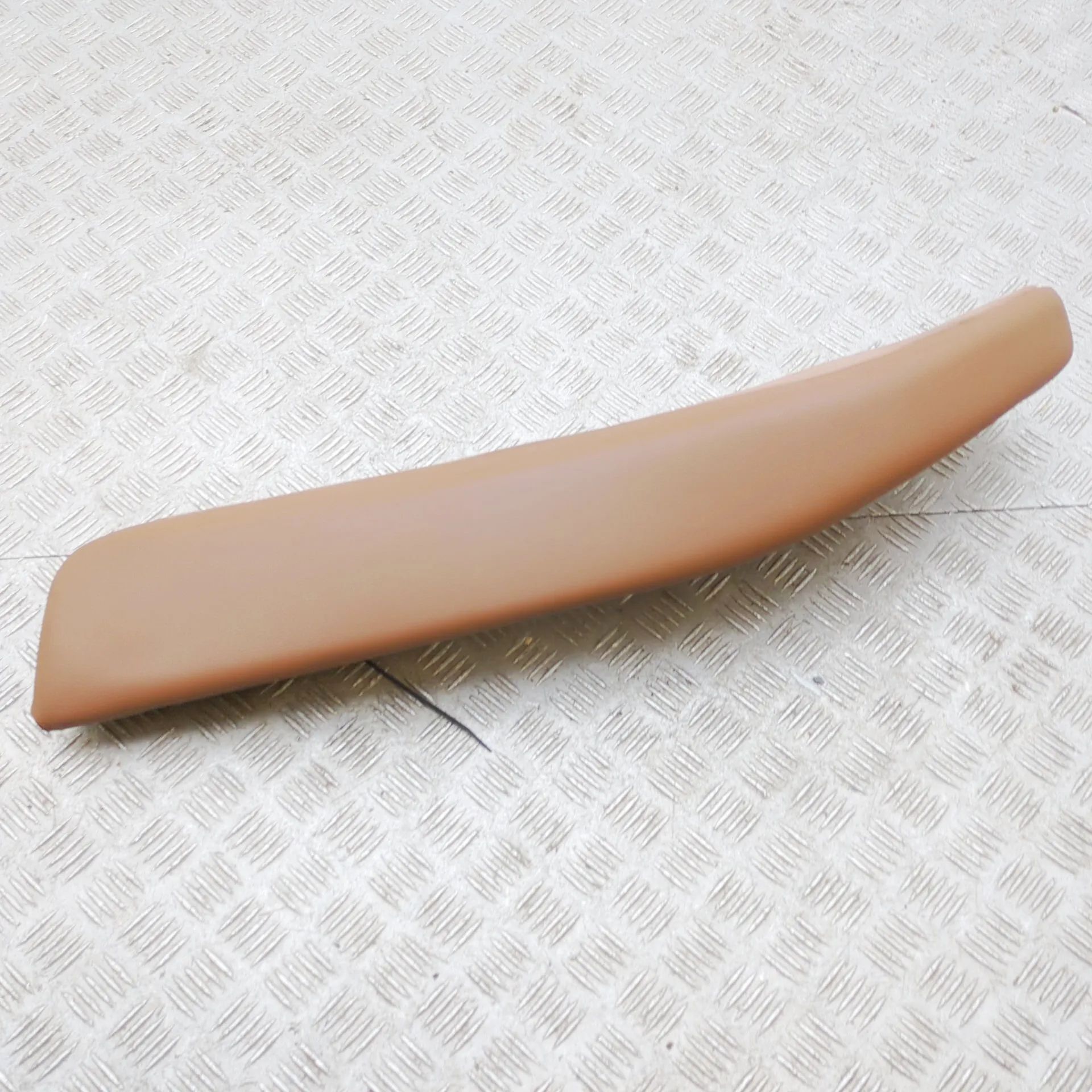 Maserati Ghibli Rear Left Seat Trim Rear Left Seat Trim — MASERATI GHIBLI (M157) (2...