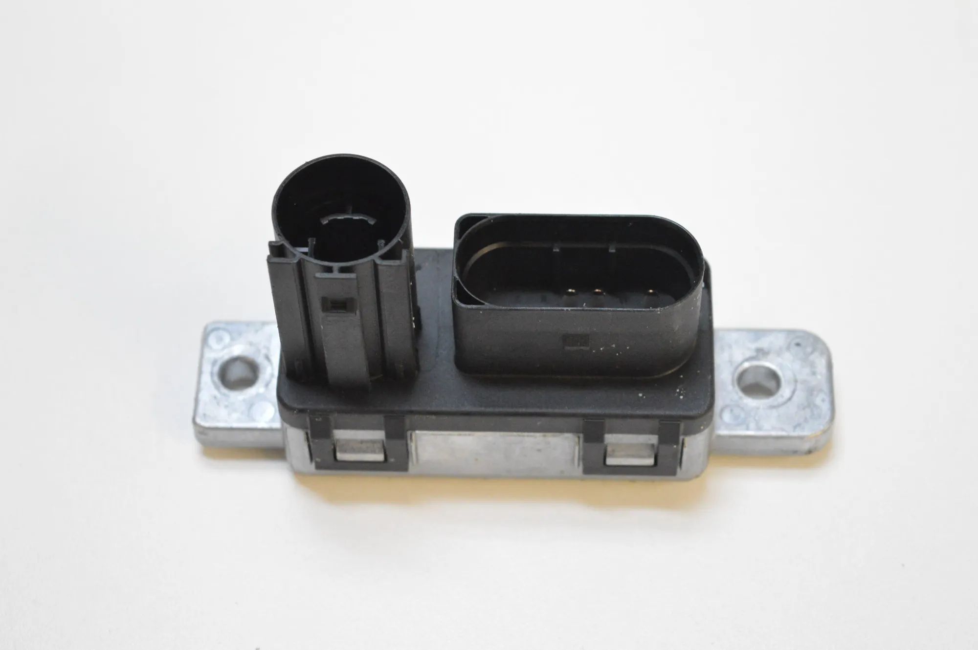 Volvo V60 Spark plug / glow plug Spark plug / glow plug — VOLVO V60 (2010-2018) ...