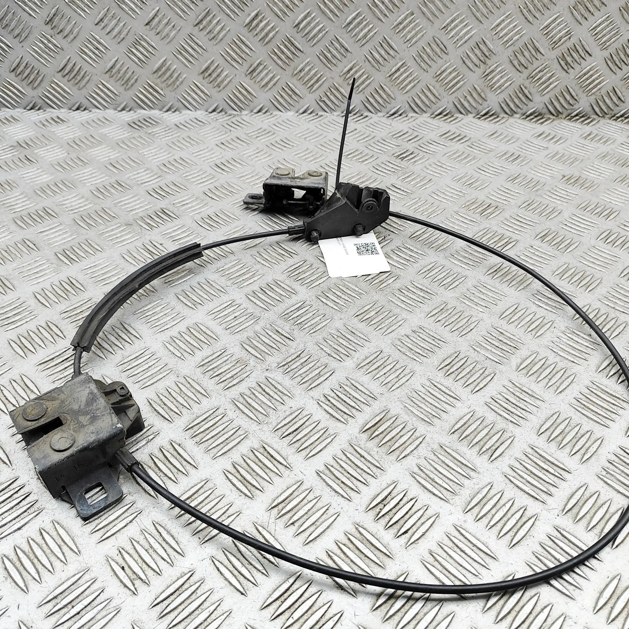 Land Rover Range Rover Evoque замок капота Bonnet lock — LAND ROVER RANGE ROVER EVOQUE (L5...