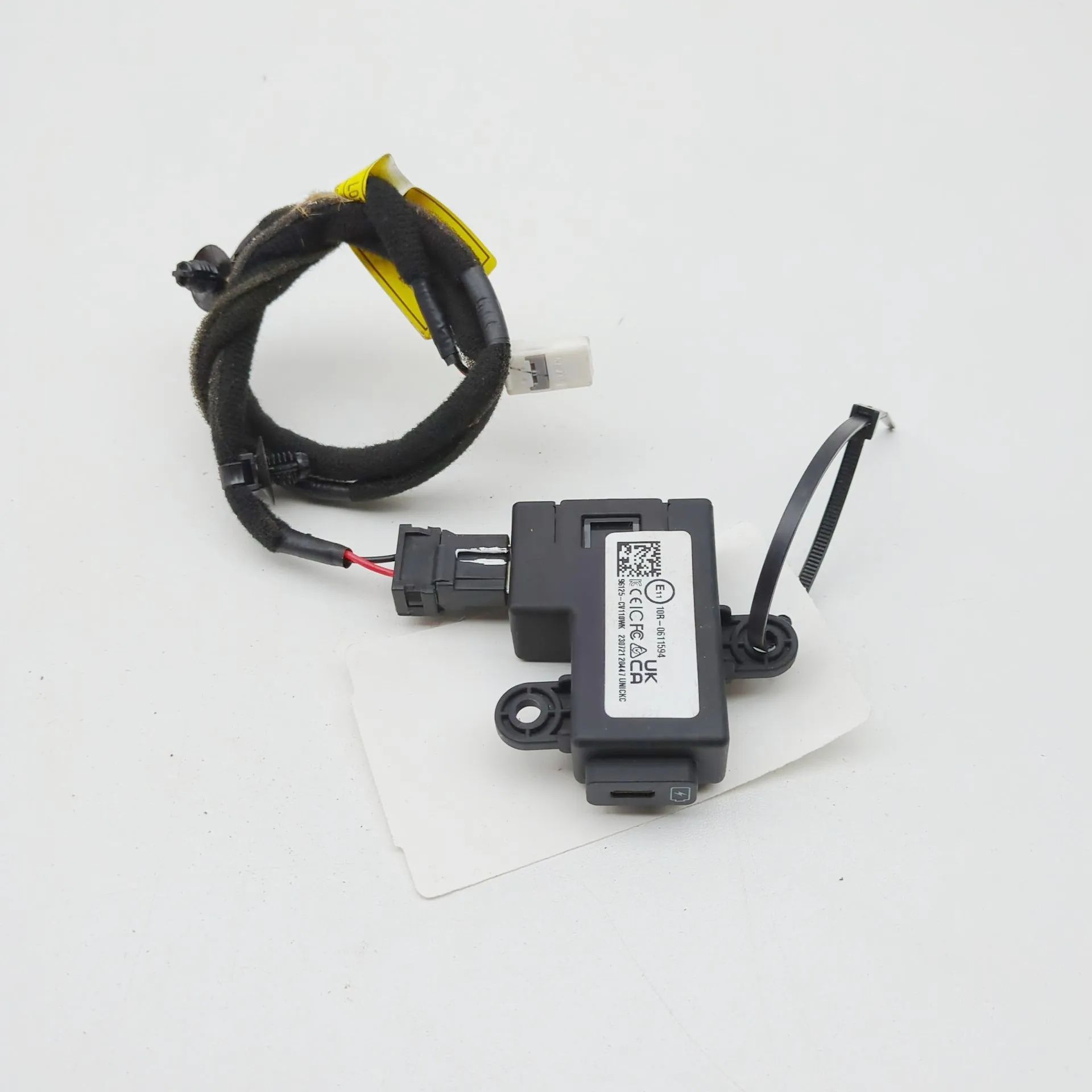 Kia EV6 USB USB — KIA EV6 (CV) (2021-...) — 96125-CV110,961...