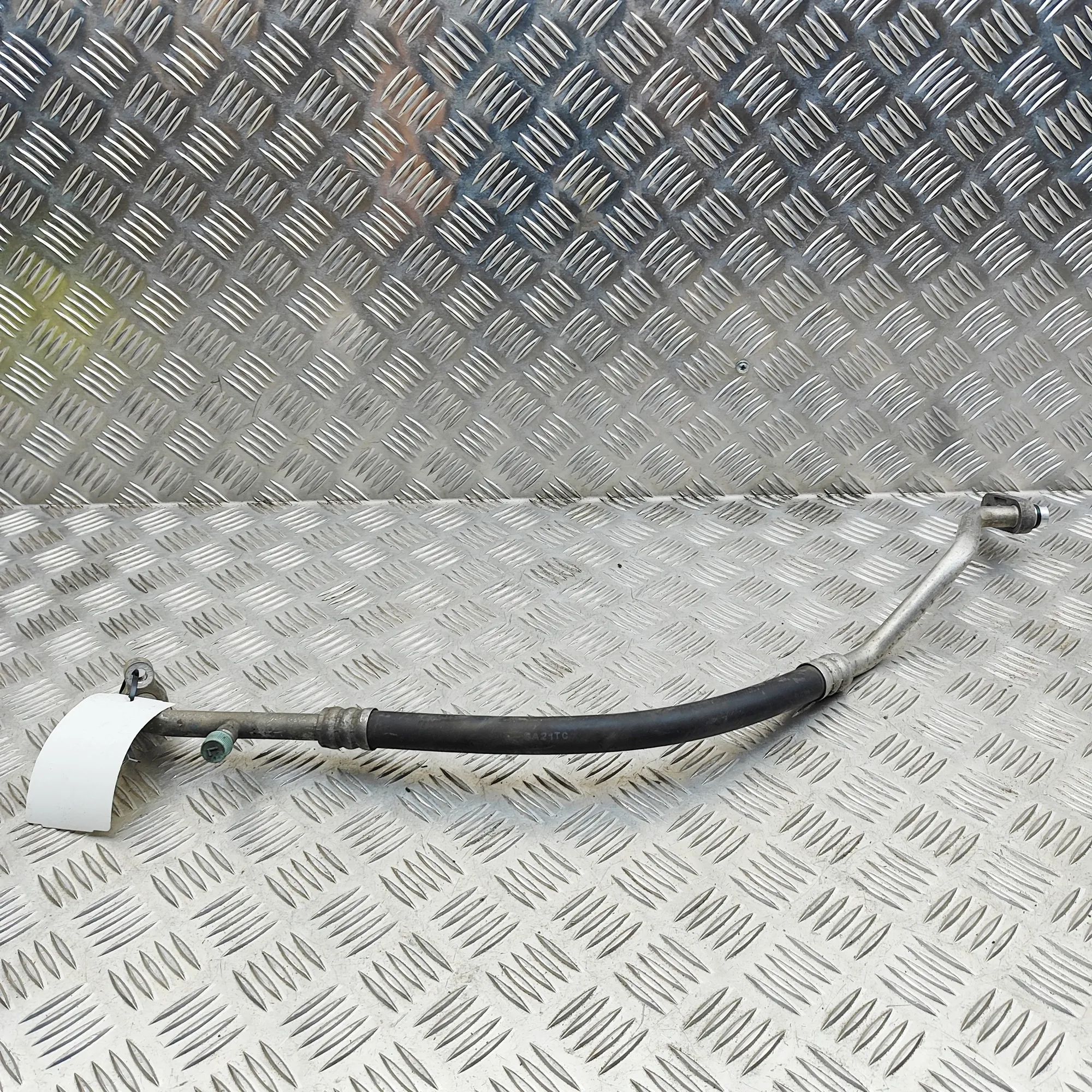 Isuzu D-Max A/C Air Con Hose Pipe A/C Air Con Hose Pipe — ISUZU D-MAX (II TFR, TF...