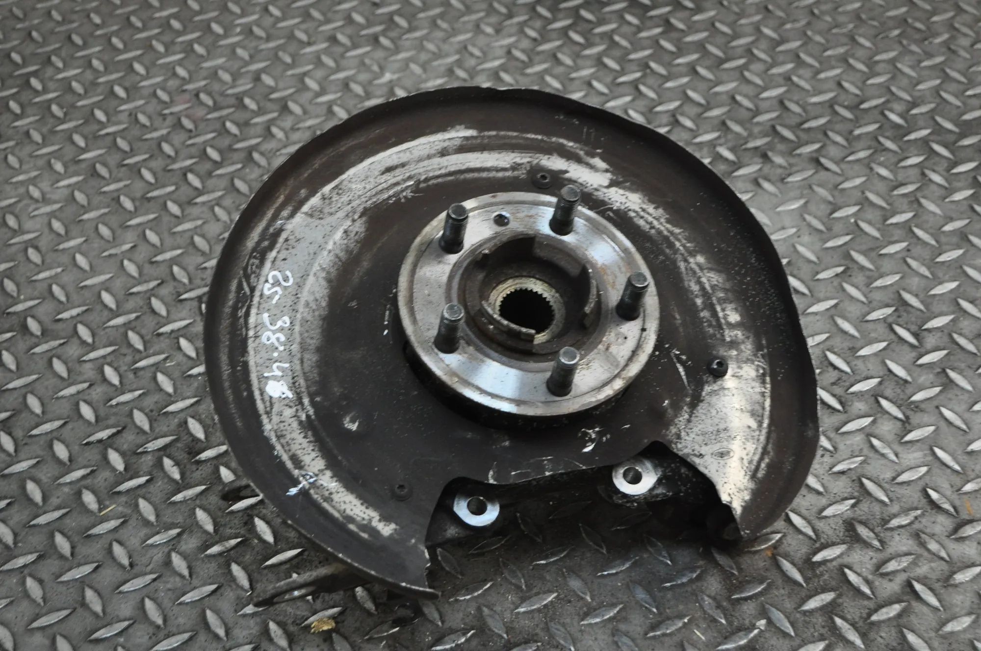 Land Rover Range Rover (L405) Rear Right Wheel Hub