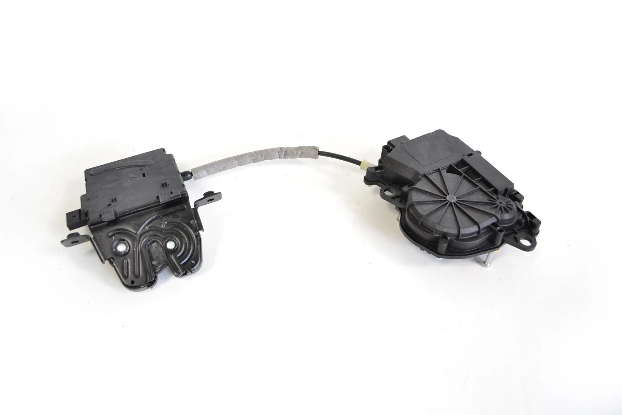 Land Rover Range Rover Velar Tailgate Boot Lock