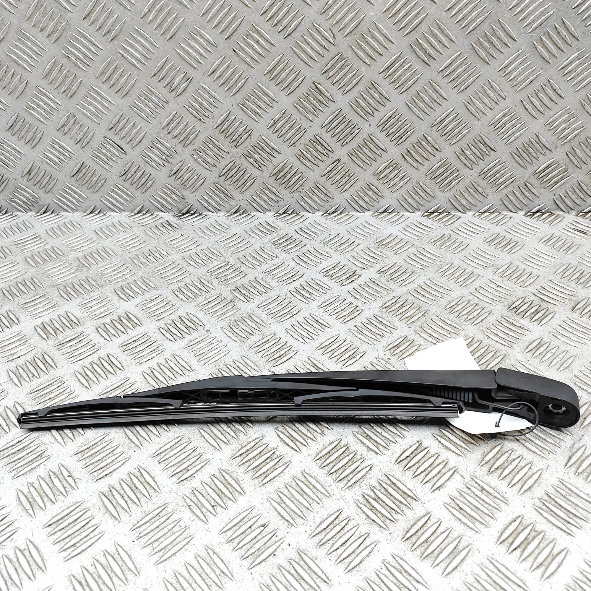 Nissan Leaf Window wiper arm — rear Window wiper arm — rear — NISSAN LEAF (ZE1) (20...