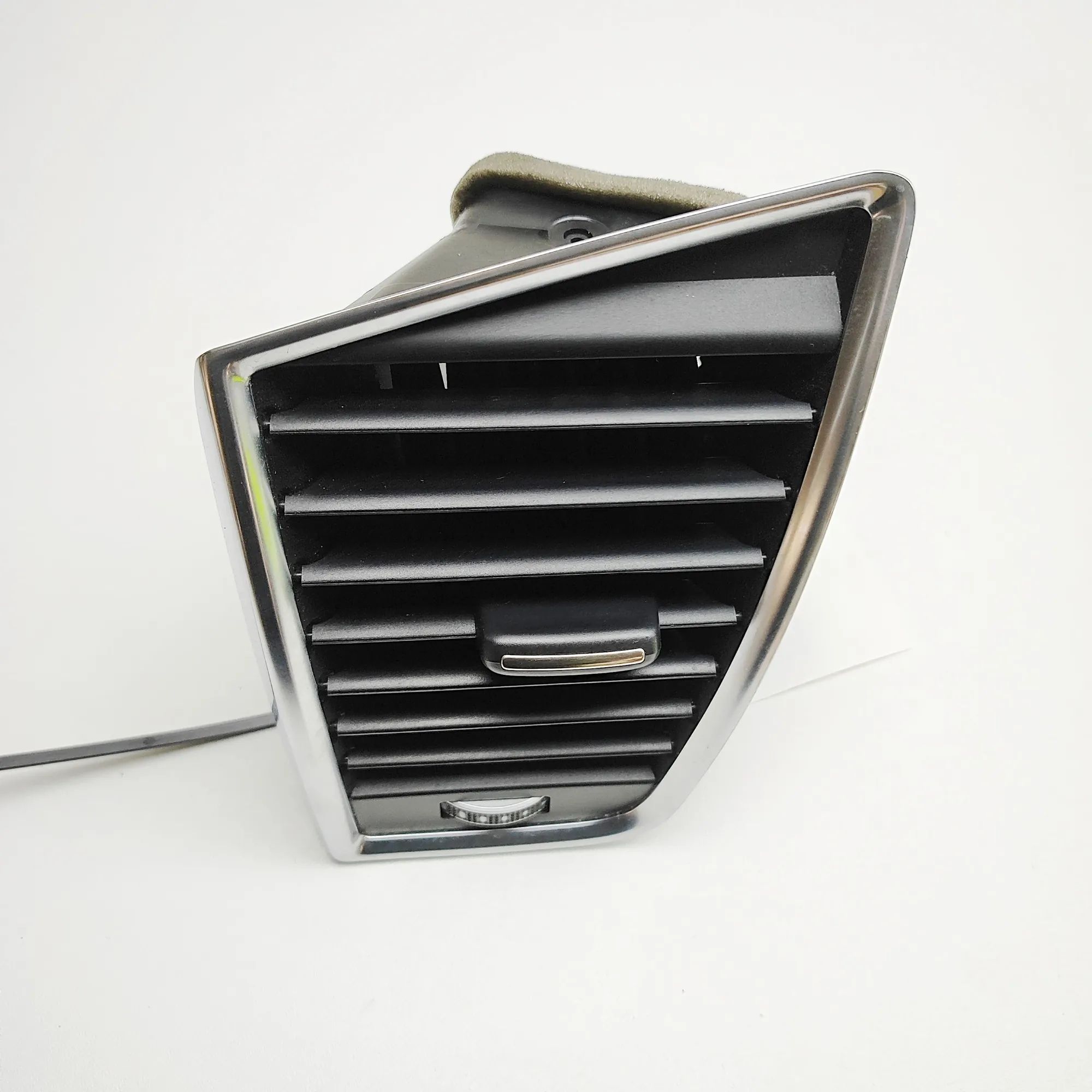 Audi Q5 (8R) Dashboard Air Vents Dashboard Air Vents — AUDI Q5 (8R) (2008-2017) ...