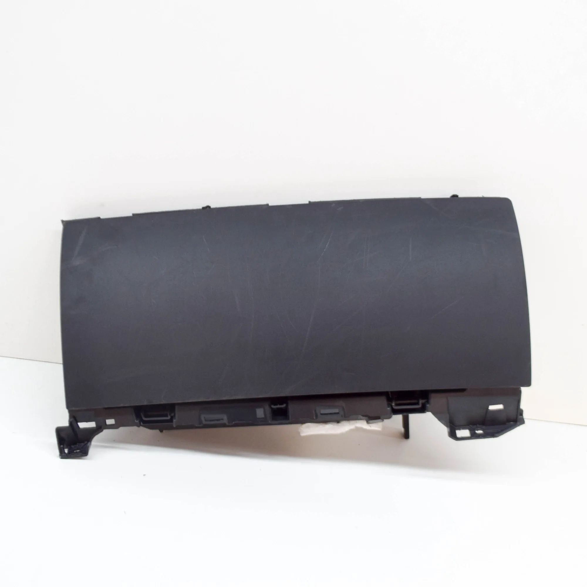 Tesla Model 3 Glove Compartment Glove compartment — TESLA MODEL 3 (2018-...)

G...