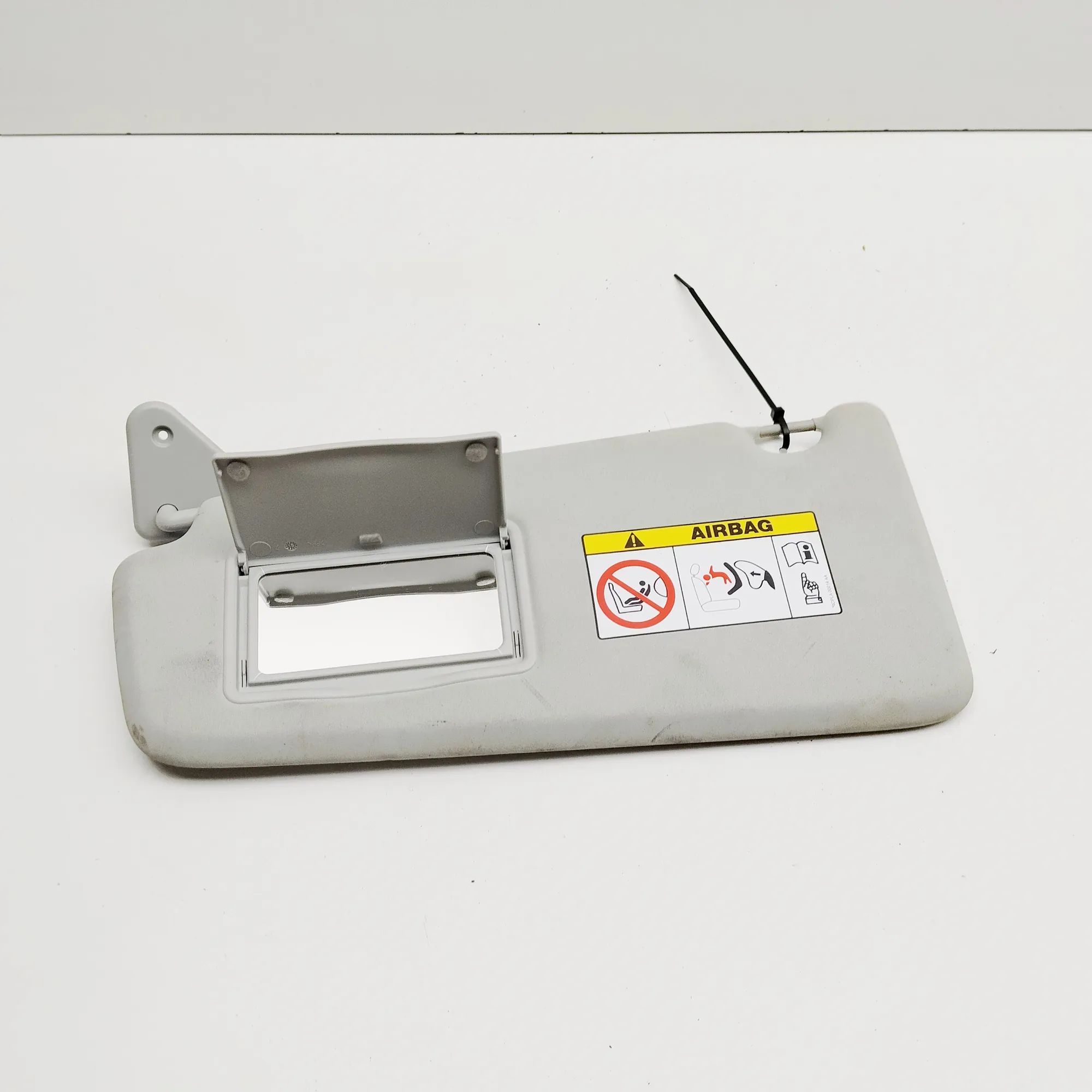 Land Rover Discovery Sport Left Side Sun Visor