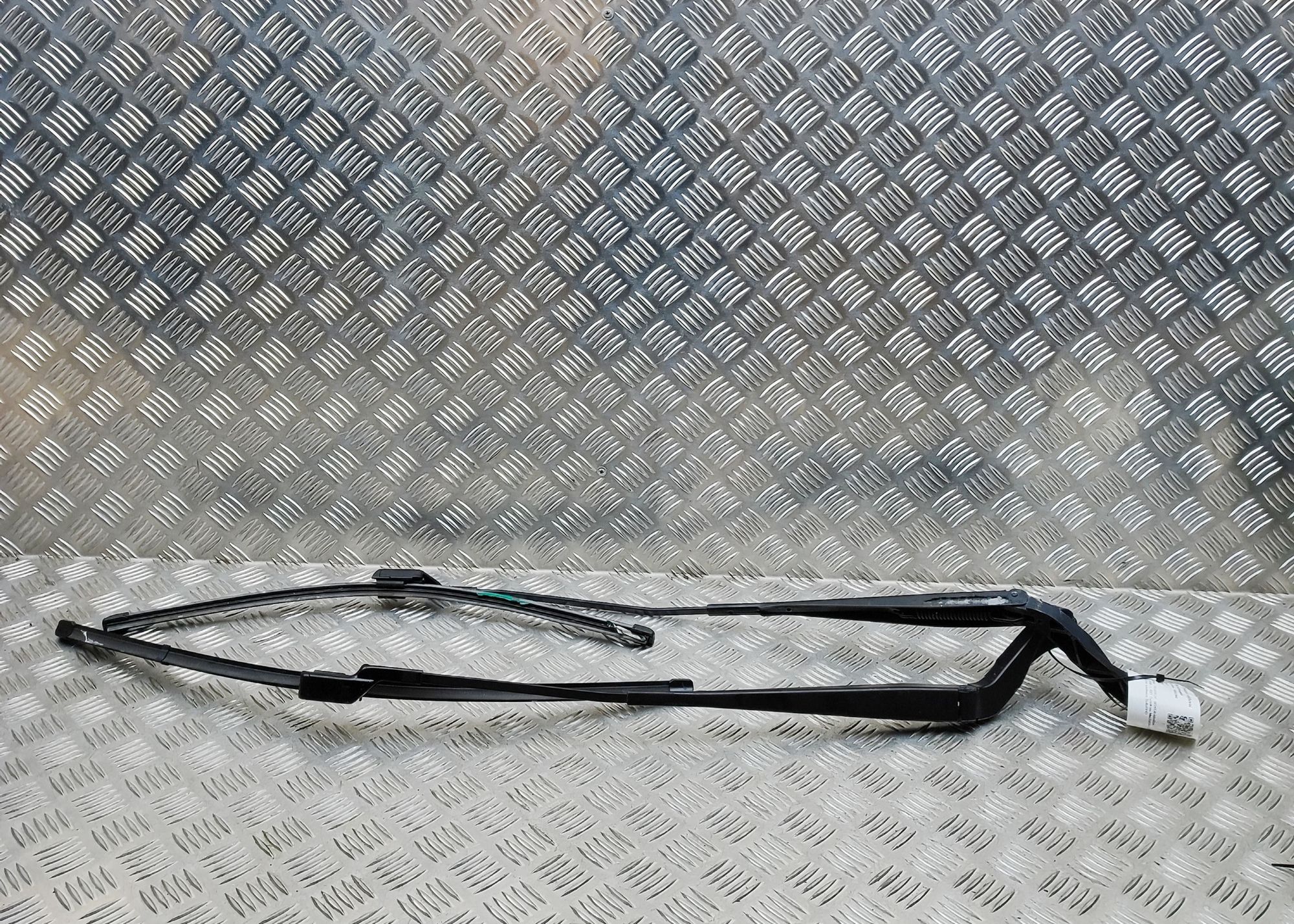 Peugeot Boxer Front Wiper Arms Front Wiper Arms — PEUGEOT BOXER (Minibus / pas...