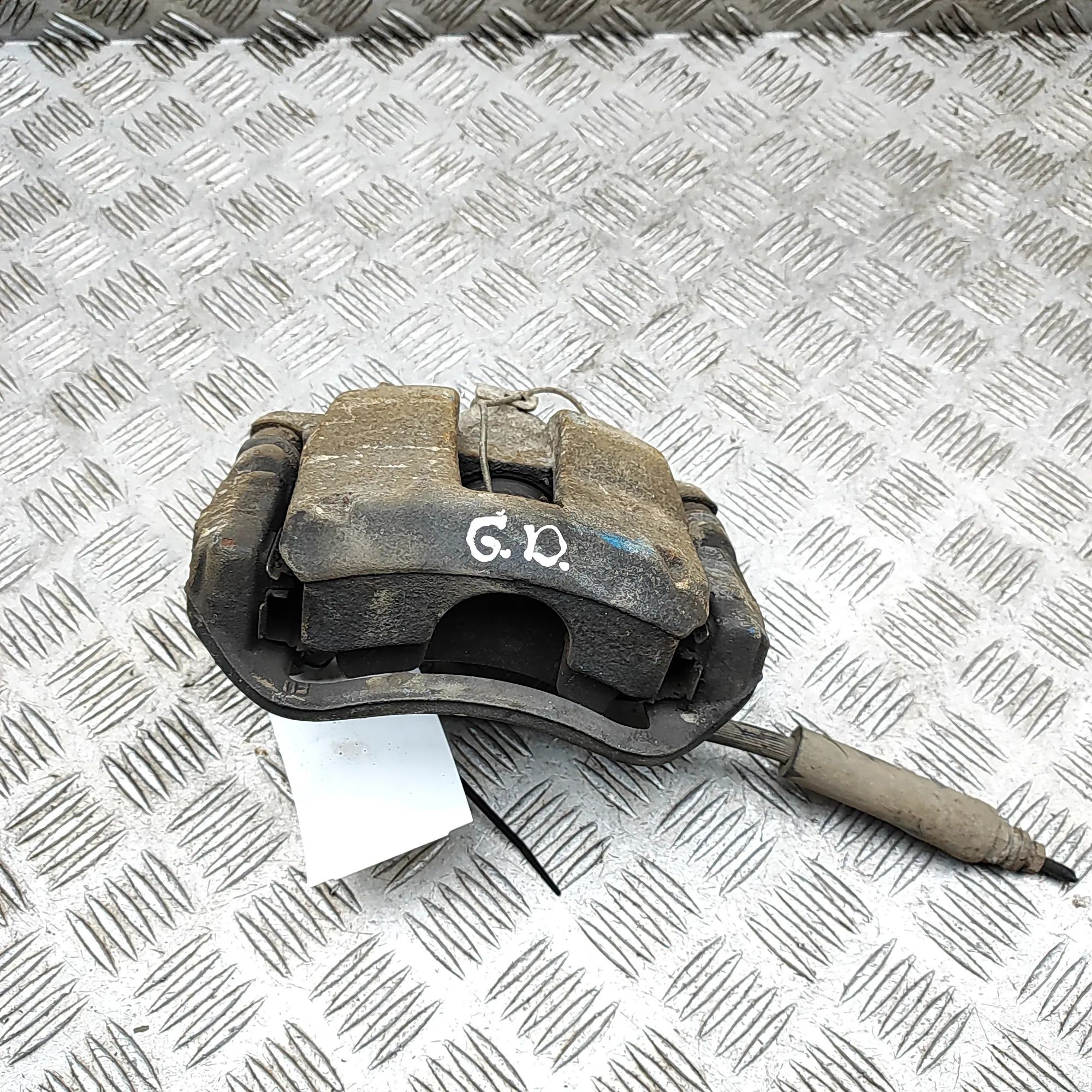Opel Movano (C) Brake caliper — rear right Brake caliper — rear right — OPEL MOVANO (C Van...