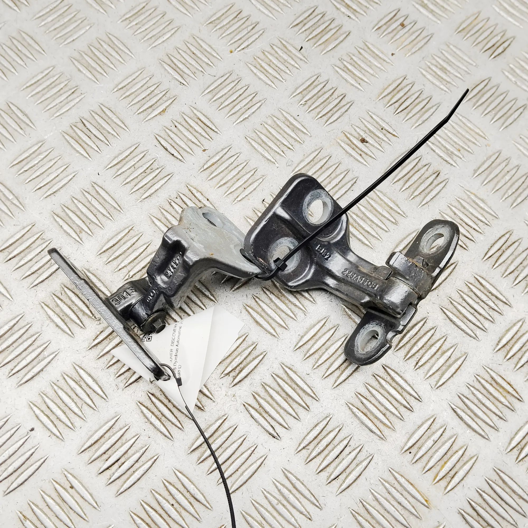 Land Rover Discovery Sport Door hinge set — rear left